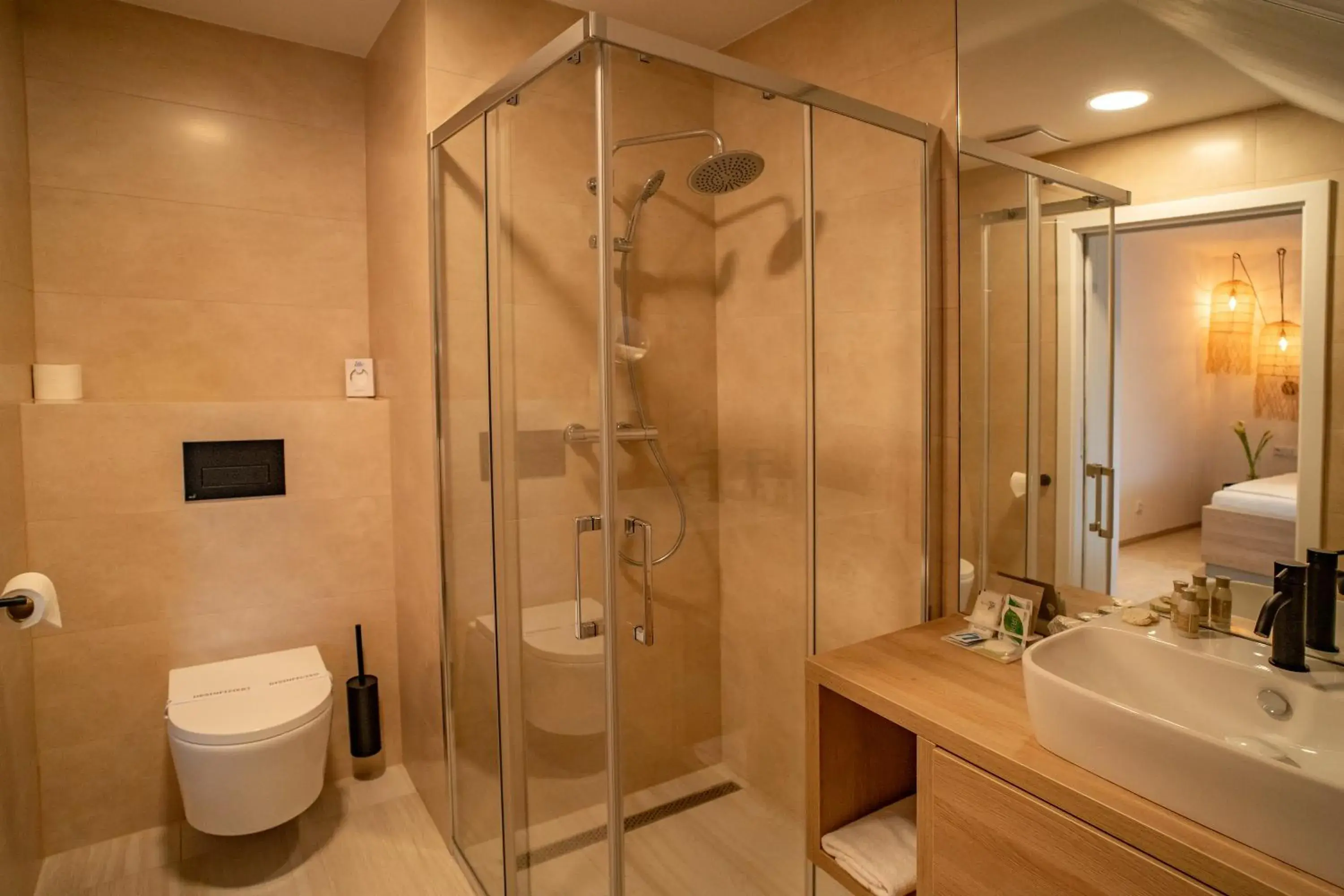 Deluxe Twin Room with Balcony in Hotel U Kaplicky Deluxe Twin Room with Balcony in Hotel U Kaplicky