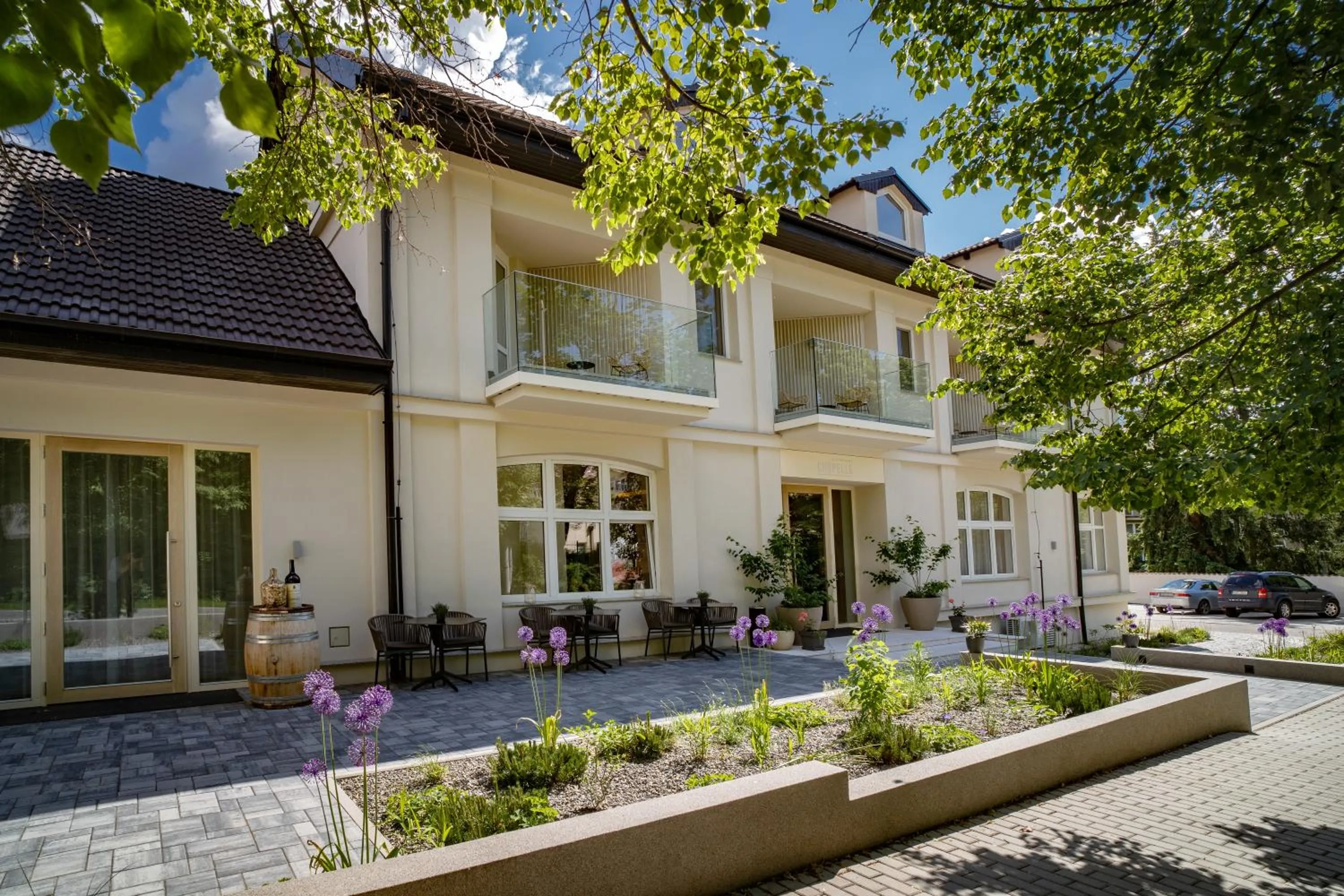 Property building in Hotel U Kaplicky