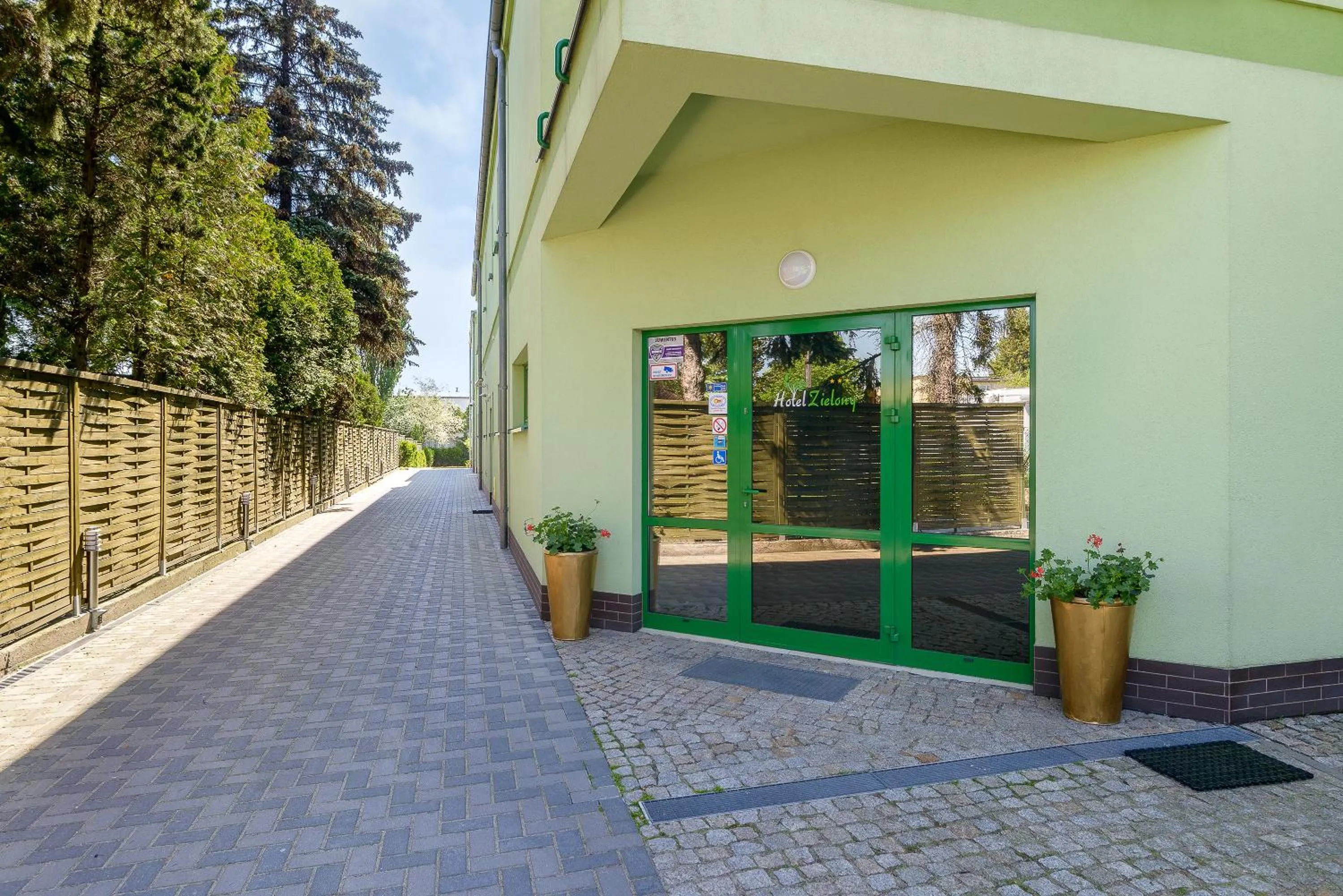 Facade/entrance in Hotel Zielony