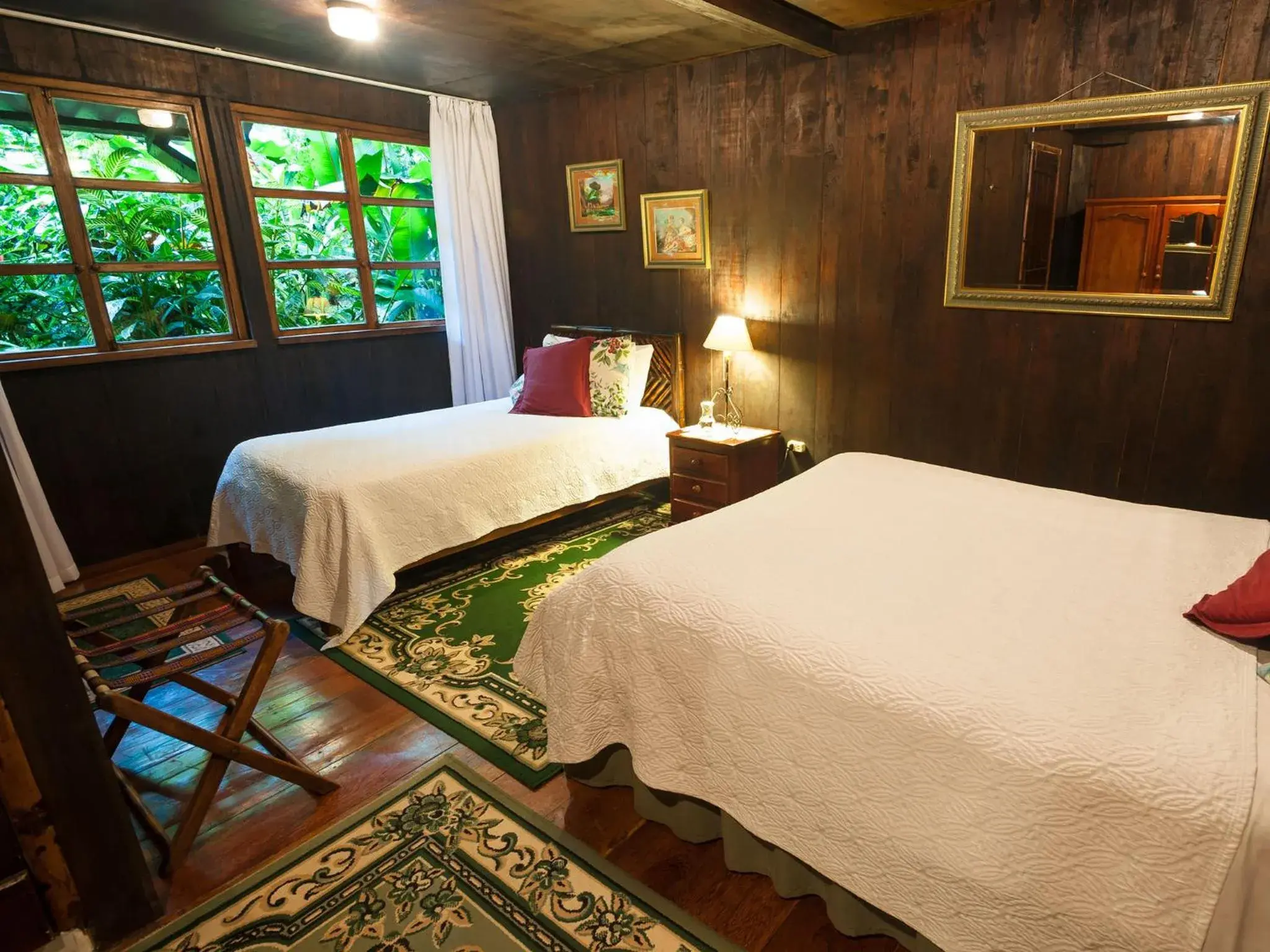 Basic Triple Room in El Septimo Paraiso Basic Triple Room in El Septimo Paraiso