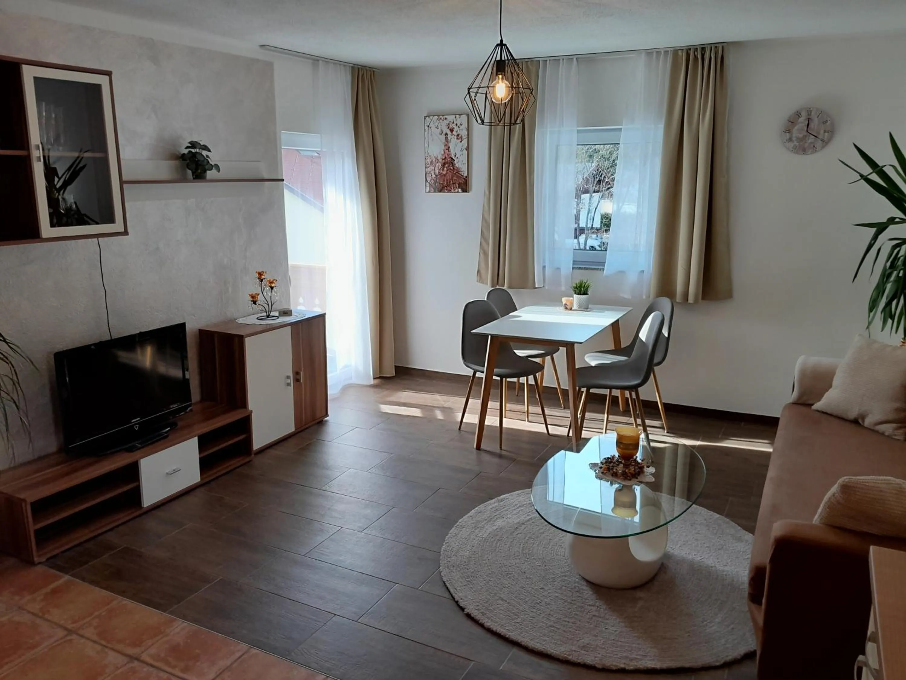 Dining area in Appartements Schusser