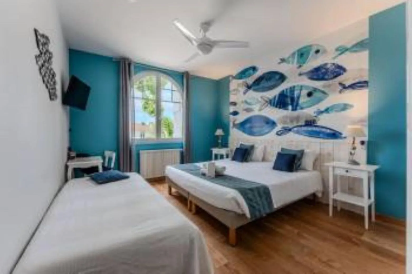 Bedroom, Bed in Hôtel Le Grain de Sable