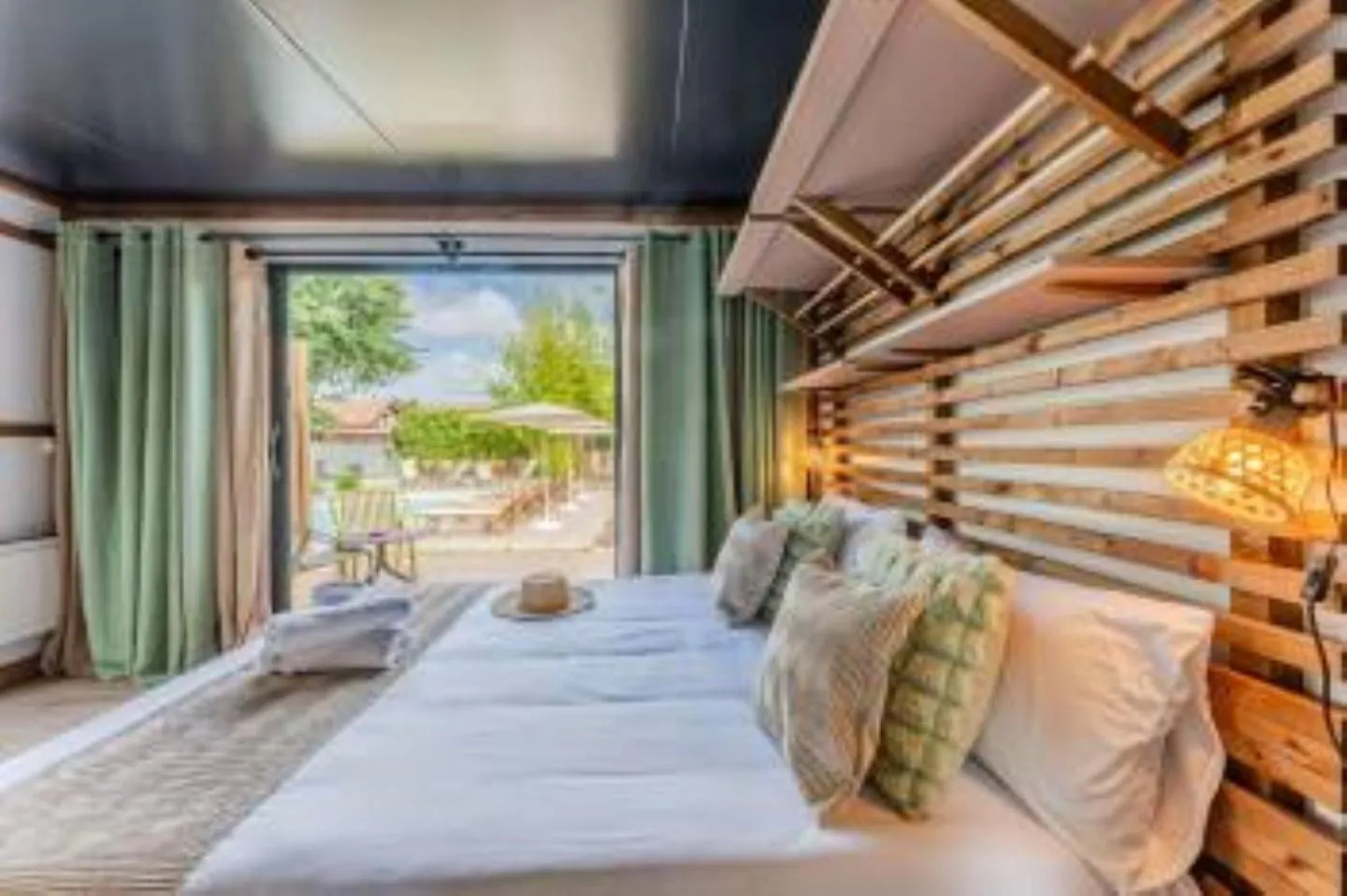 Photo of the whole room, Bed in Hôtel Le Grain de Sable