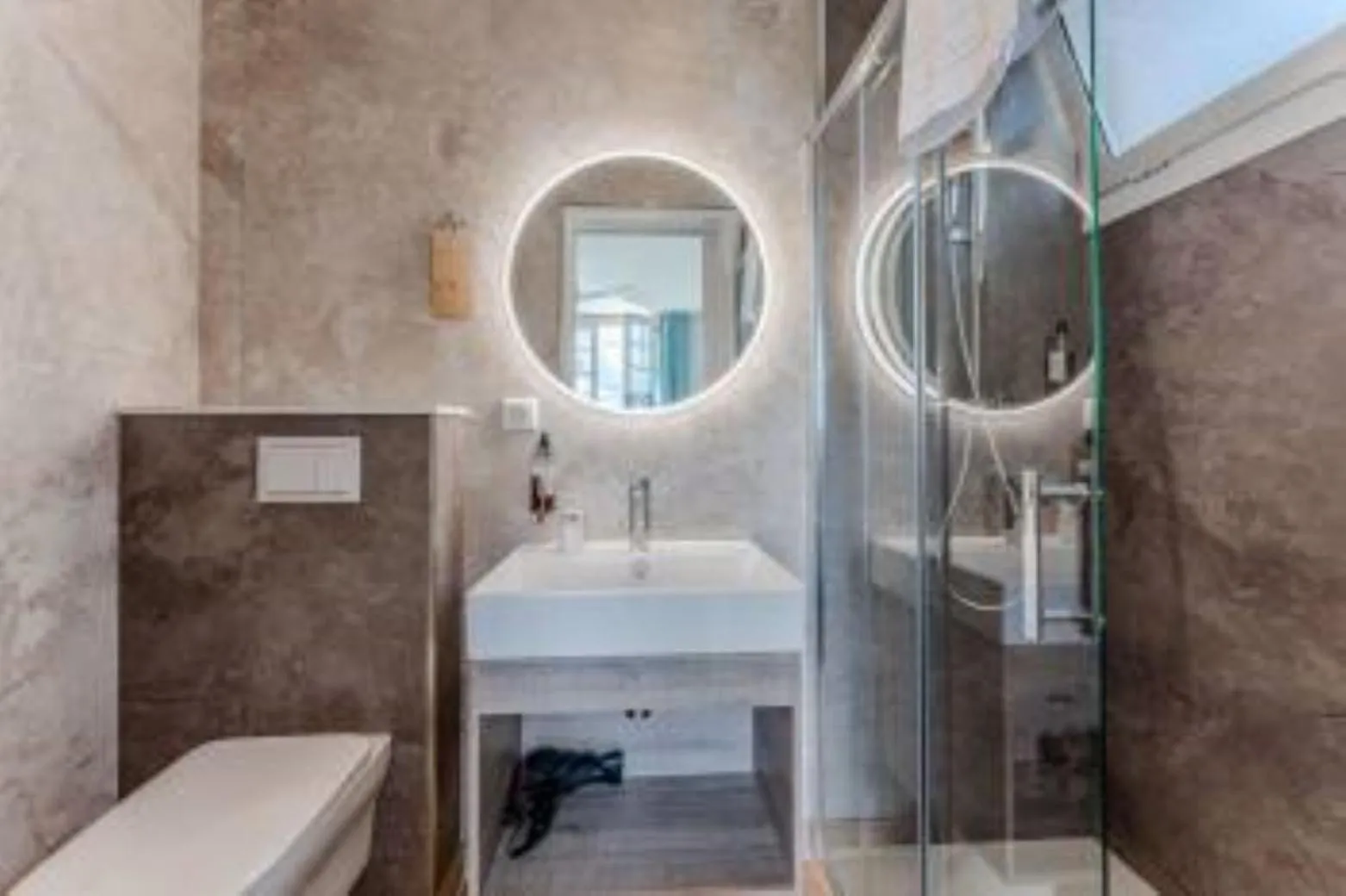 Bathroom in Hôtel Le Grain de Sable