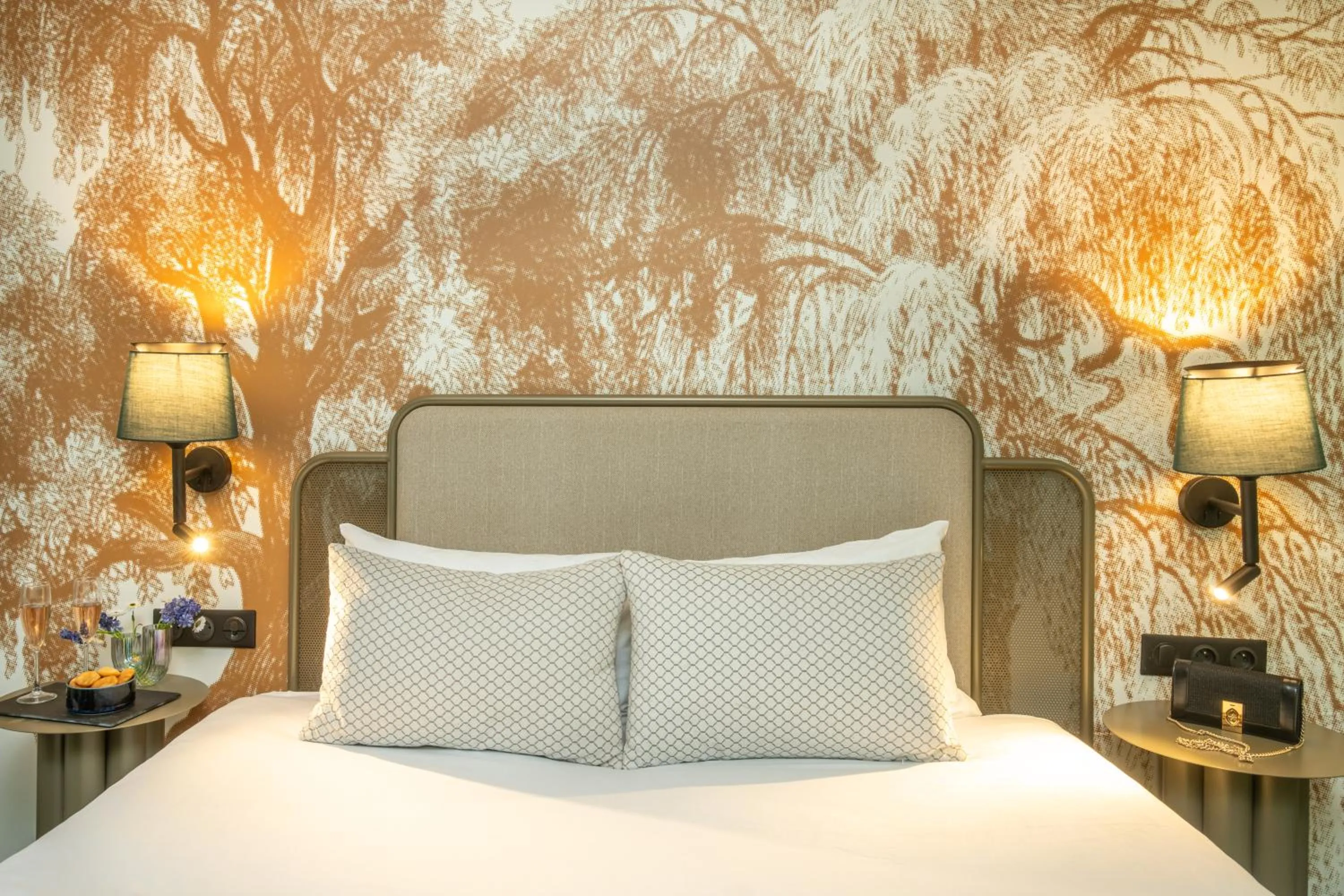 Bed in Appart Hotel Avalon