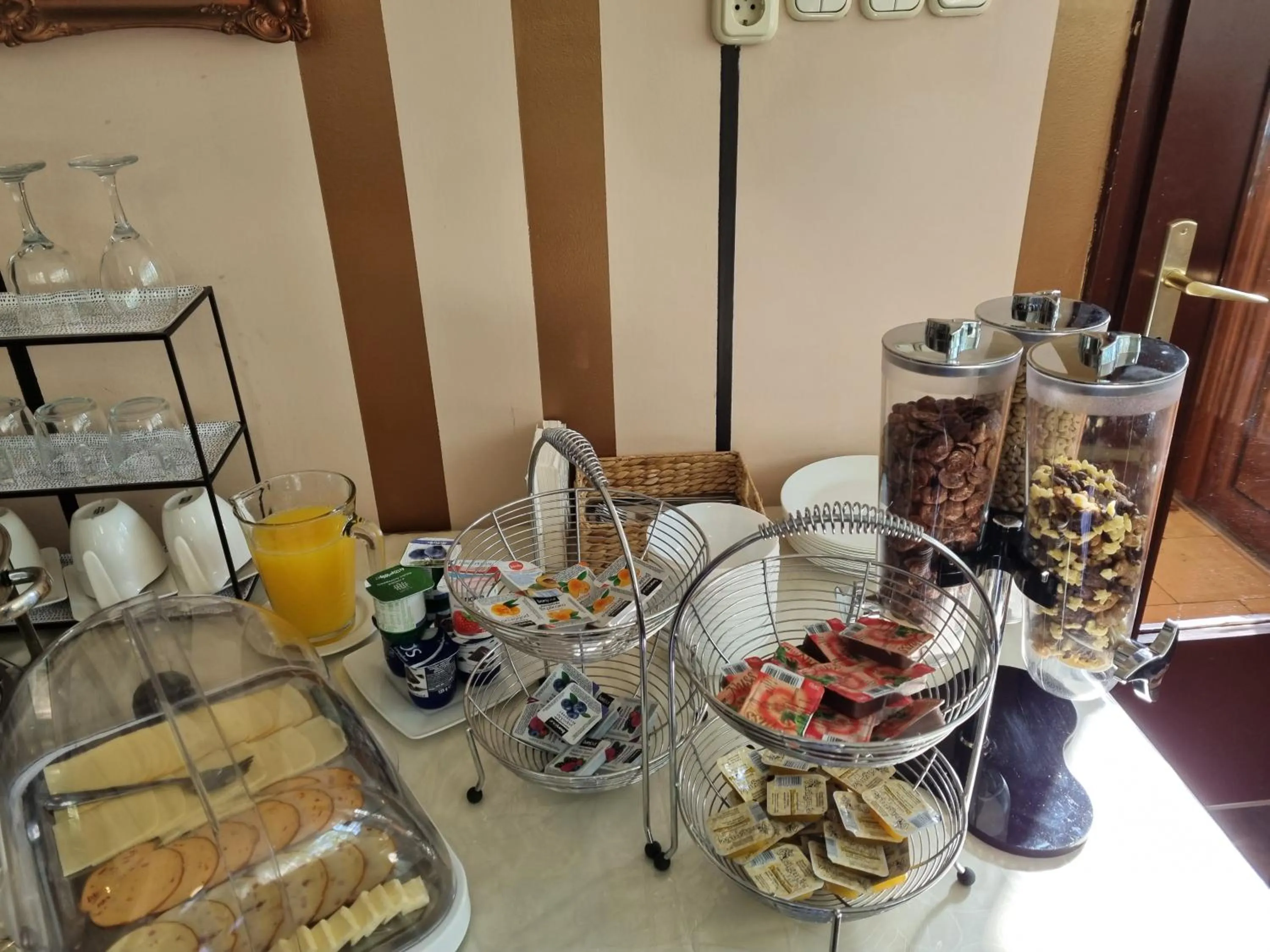 Breakfast in Belvárosi Panzió