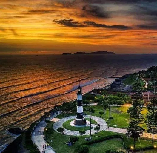 The Place Miraflores