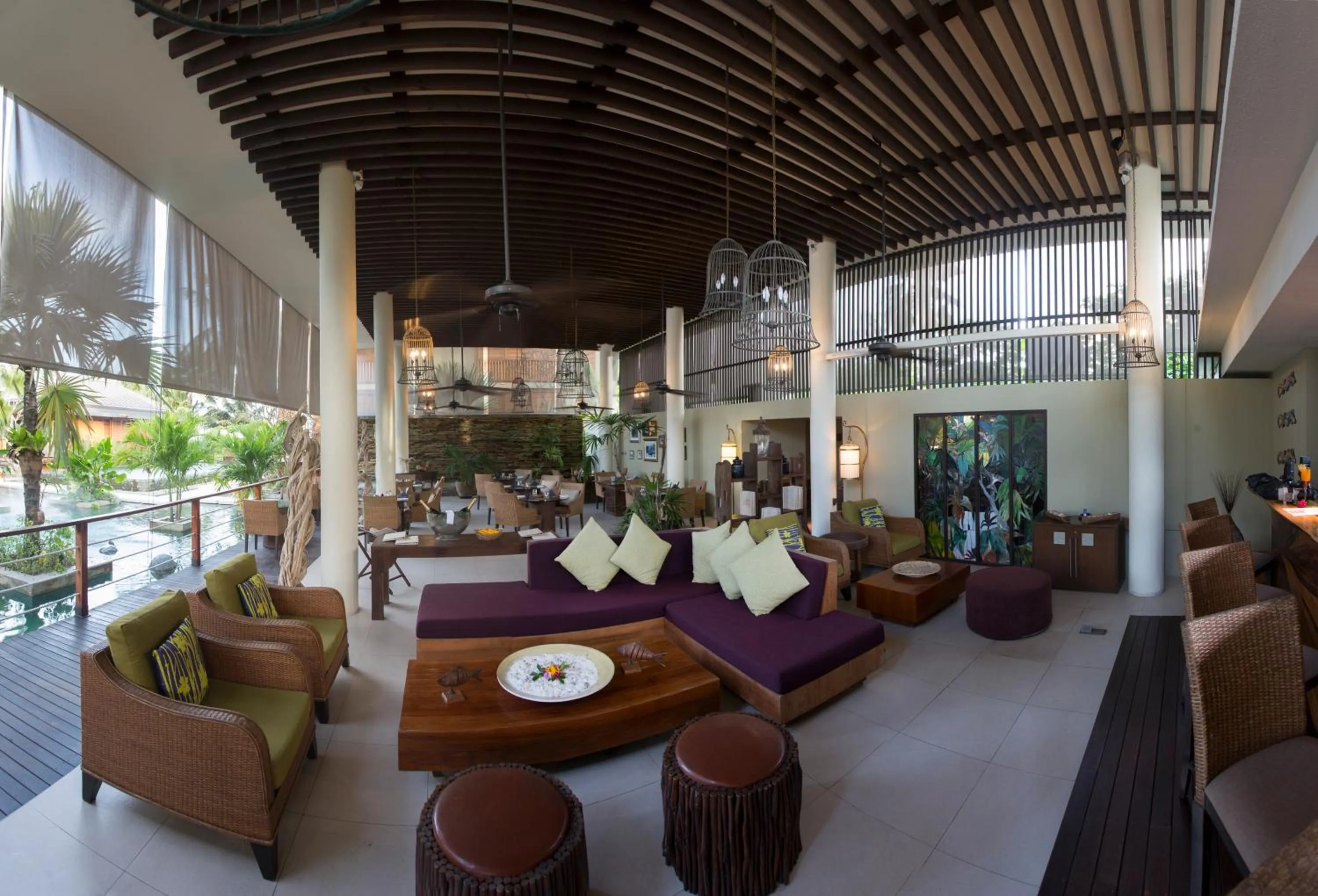 Lounge or bar in Dhevatara Beach Hotel
