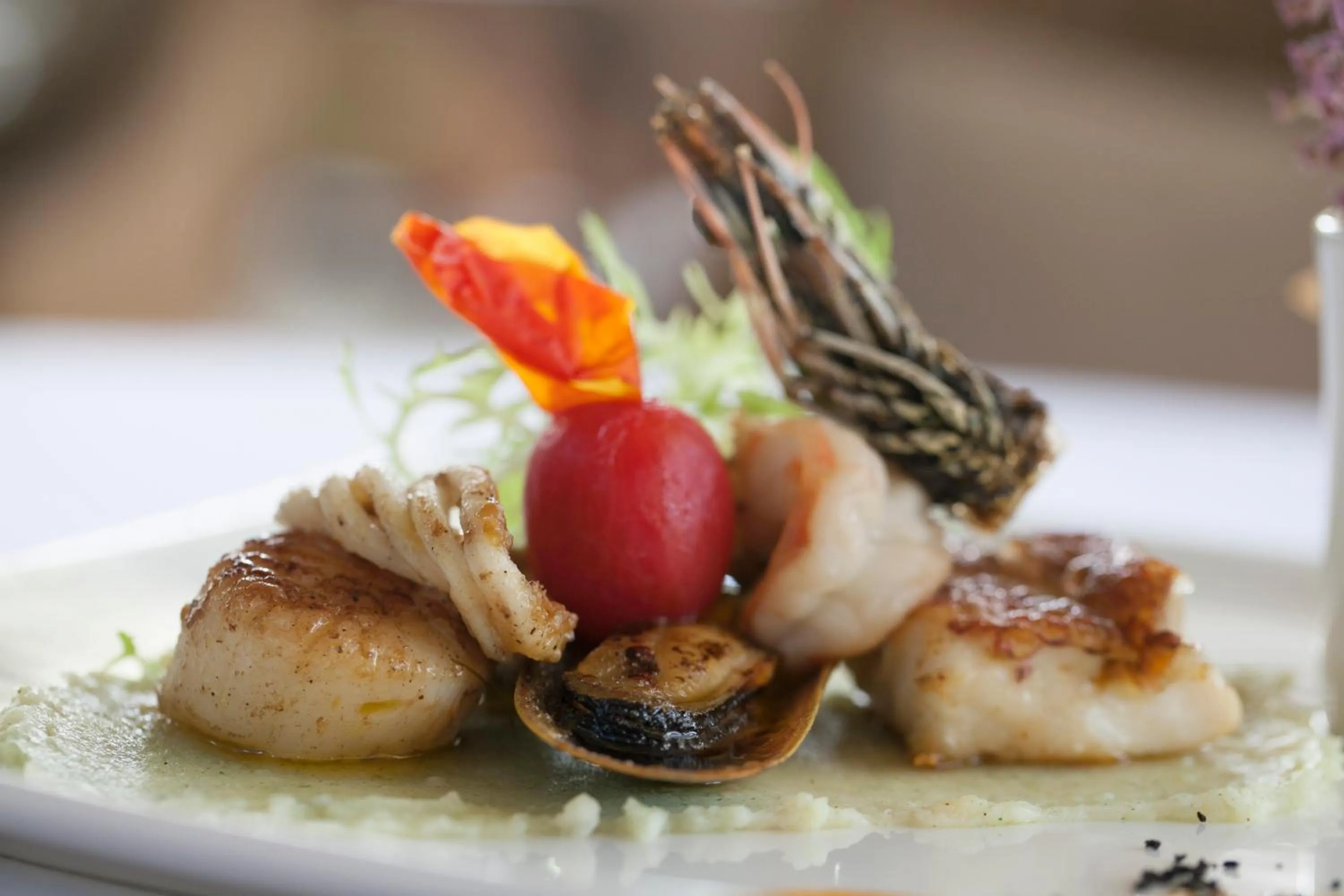 Food in Dhevatara Beach Hotel