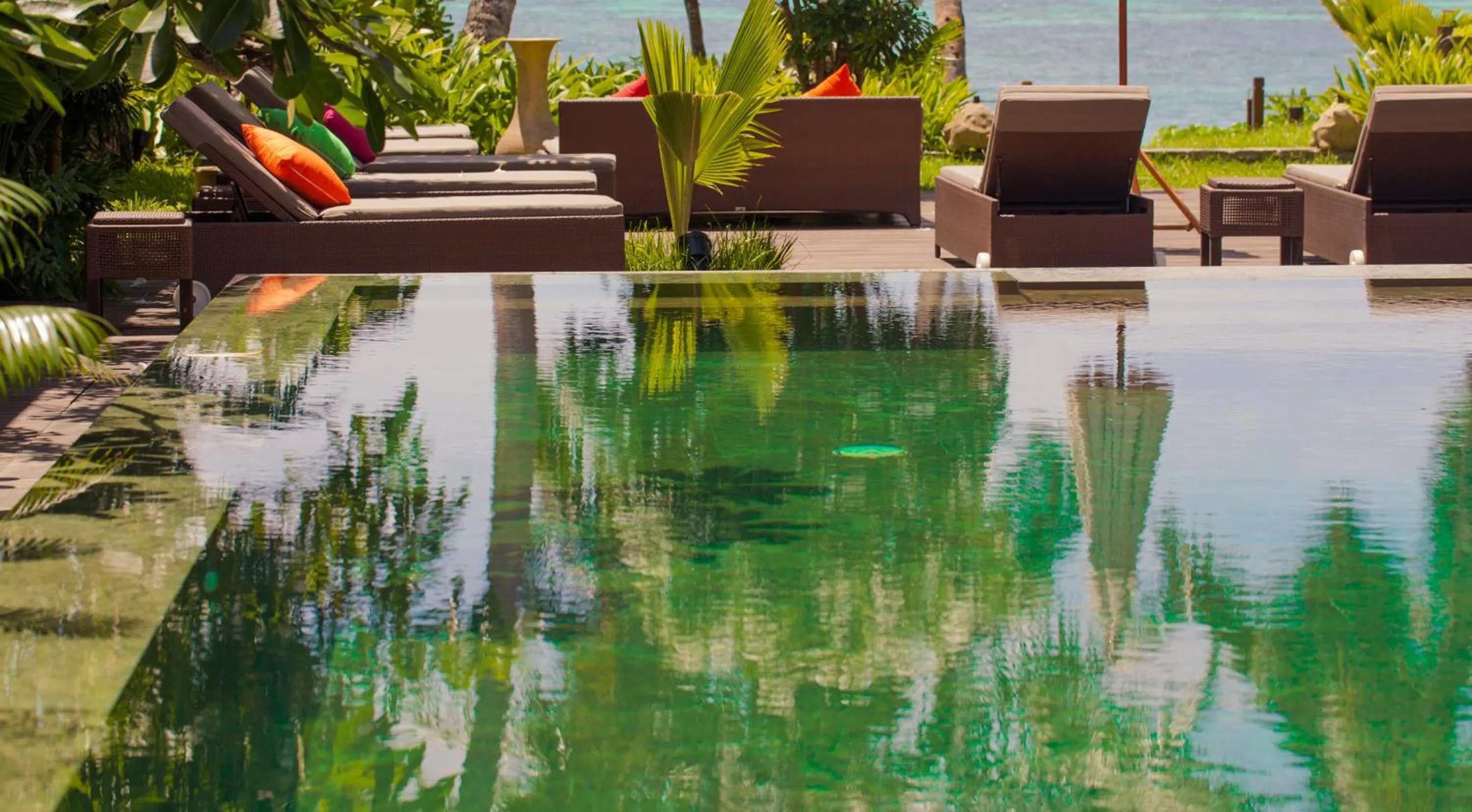 Swimming pool in Dhevatara Beach Hotel