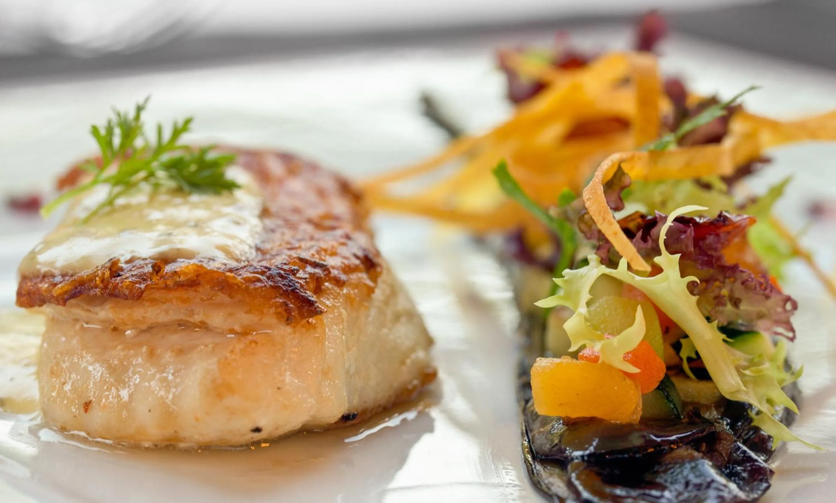 Food in Dhevatara Beach Hotel