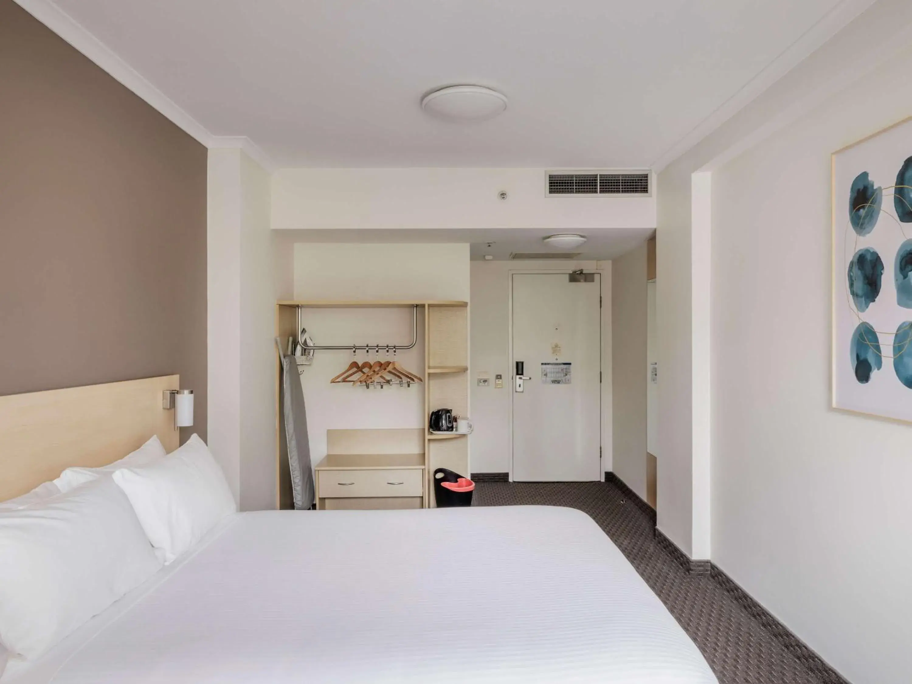 Bedroom, Bed in ibis Sydney Olympic Park Bedroom, Bed in ibis Sydney Olympic Park