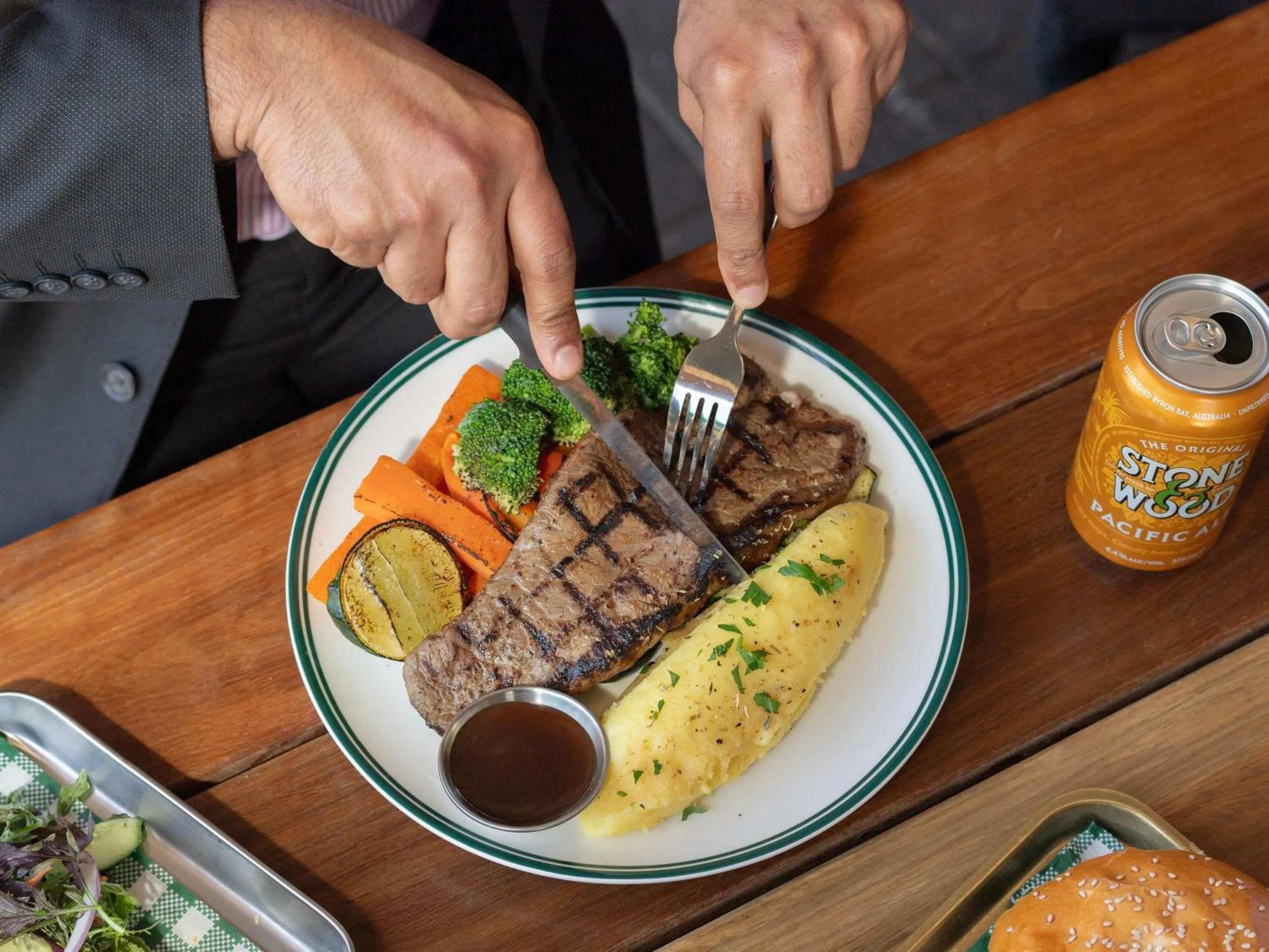 Restaurant/places to eat in ibis Sydney Olympic Park