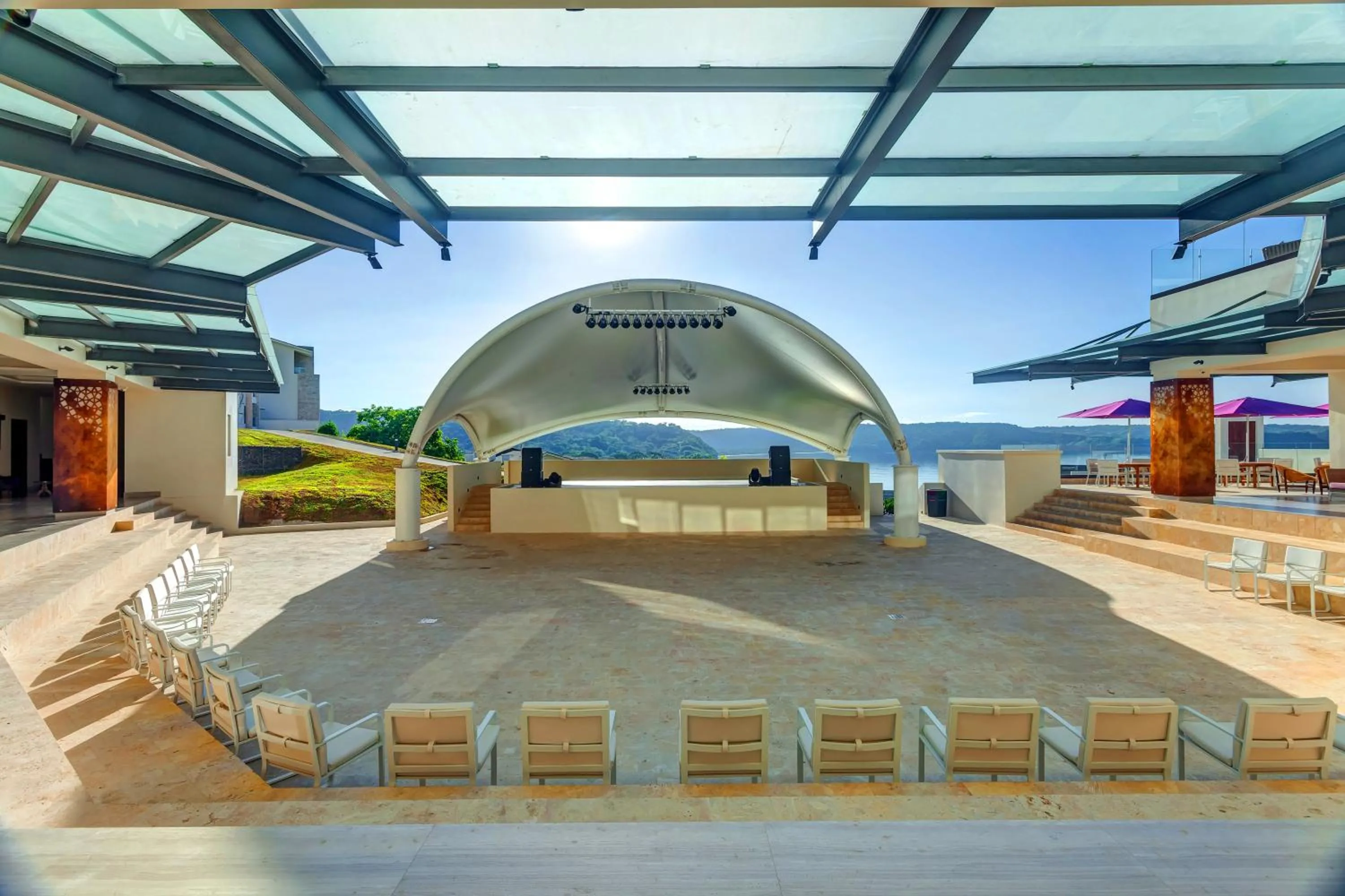 Evening entertainment in Planet Hollywood Costa Rica by Royalton, An Autograph Collection All-Inclusive Resort