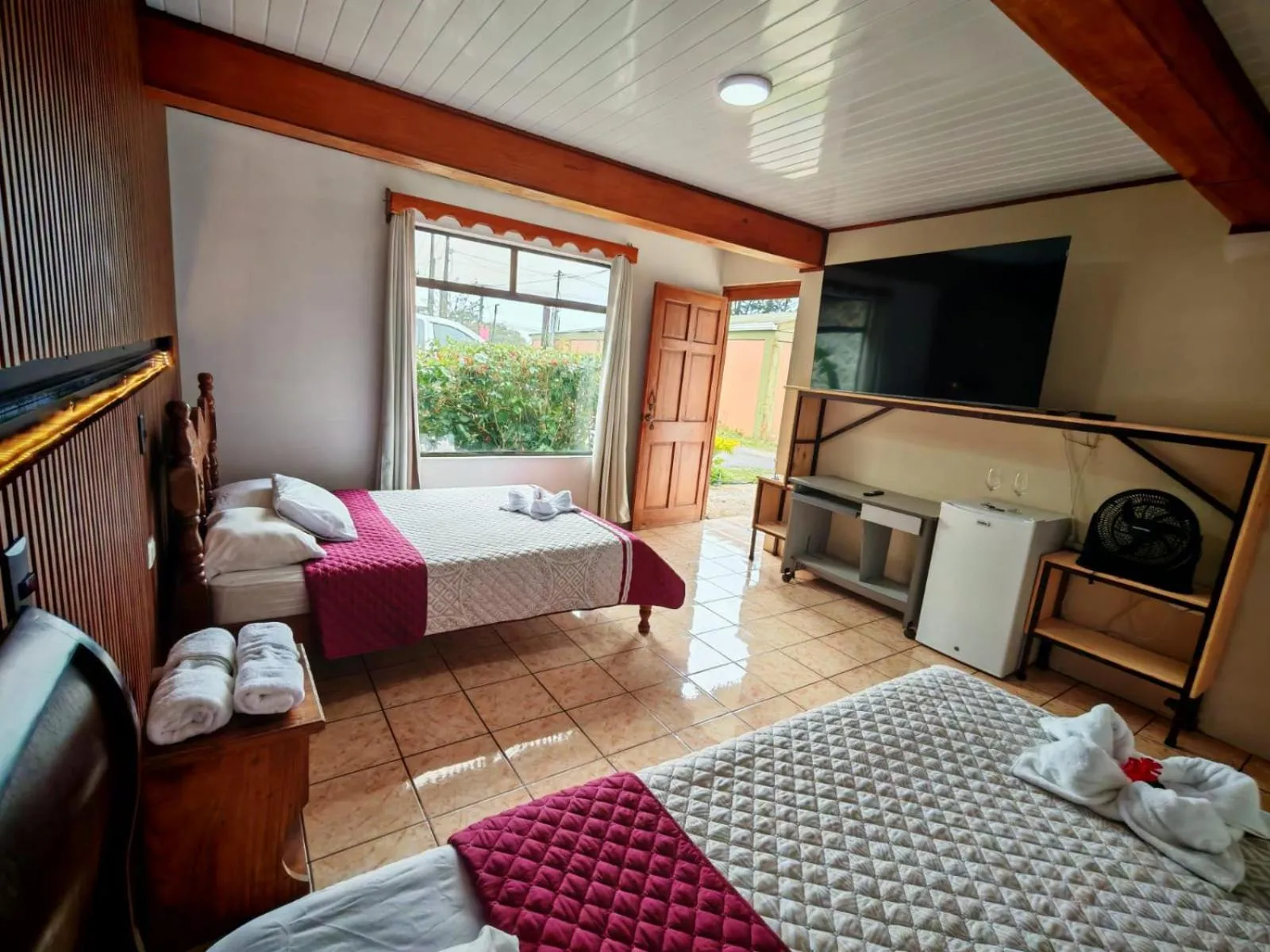 Bed in Hotel las Ardillas Monteverde