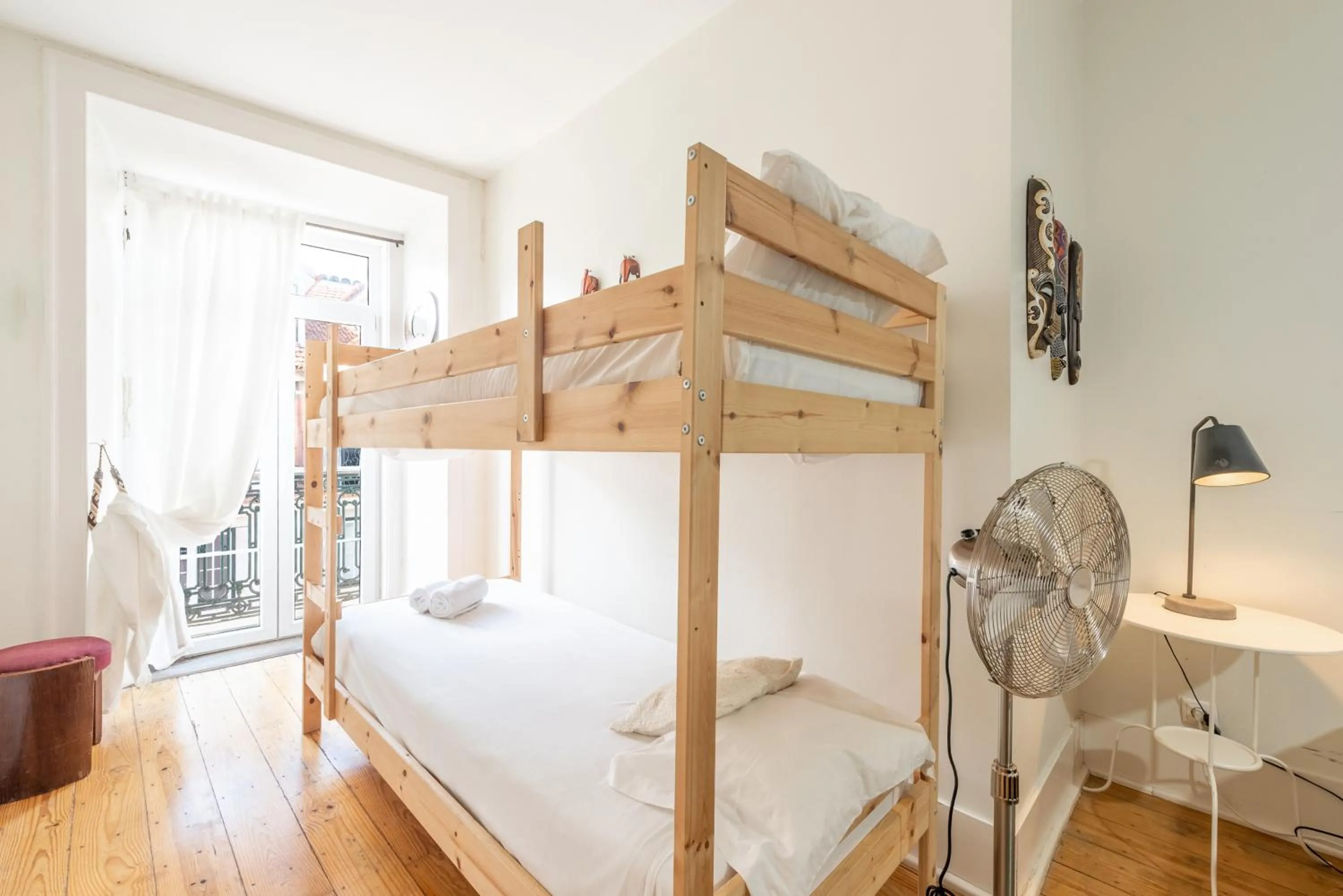 Bed in Happy at Chiado