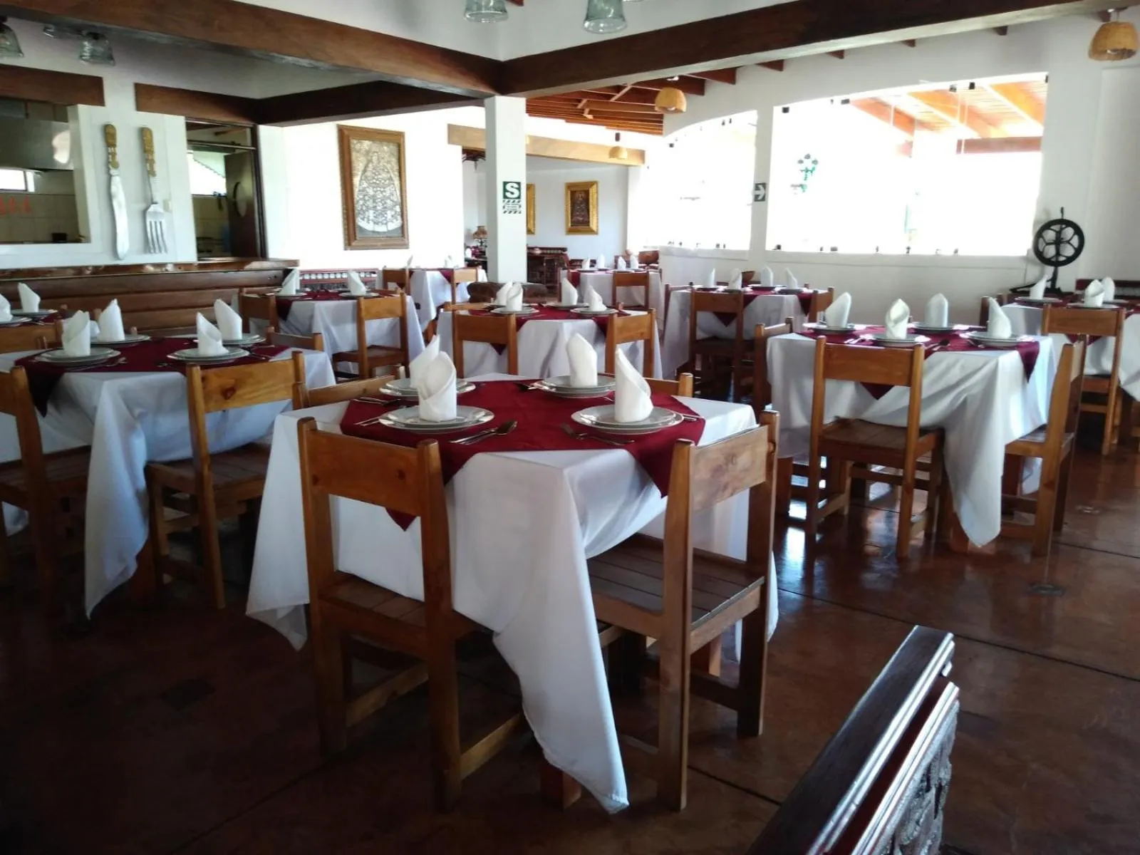 Restaurant/places to eat in Casa Hacienda Nasca Oasis