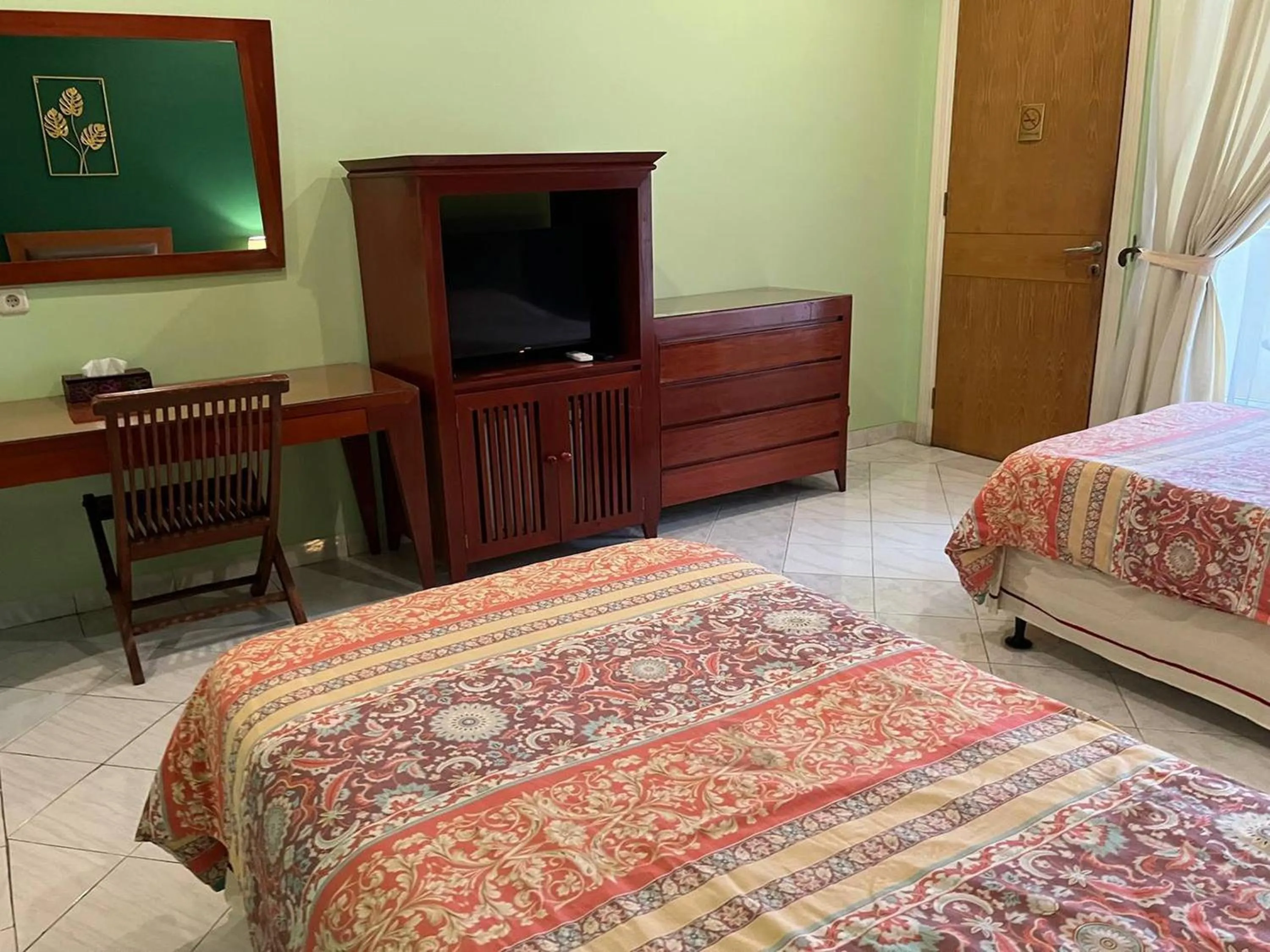 TV and multimedia, Bed in Puri Sawo Manila