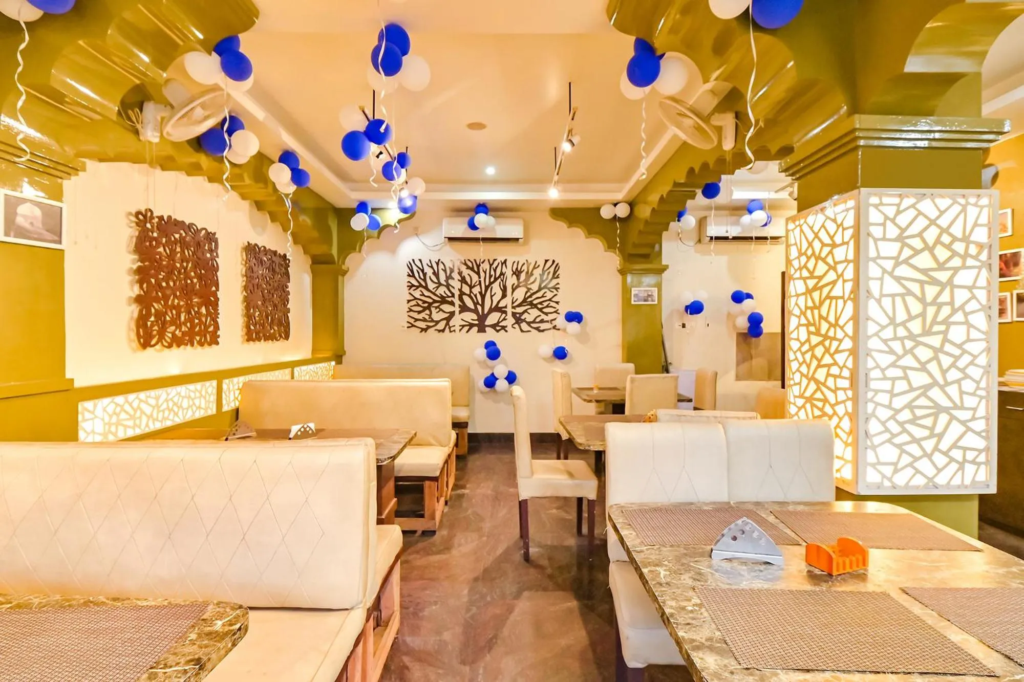 Restaurant/places to eat in FabHotel Good Luck Residency