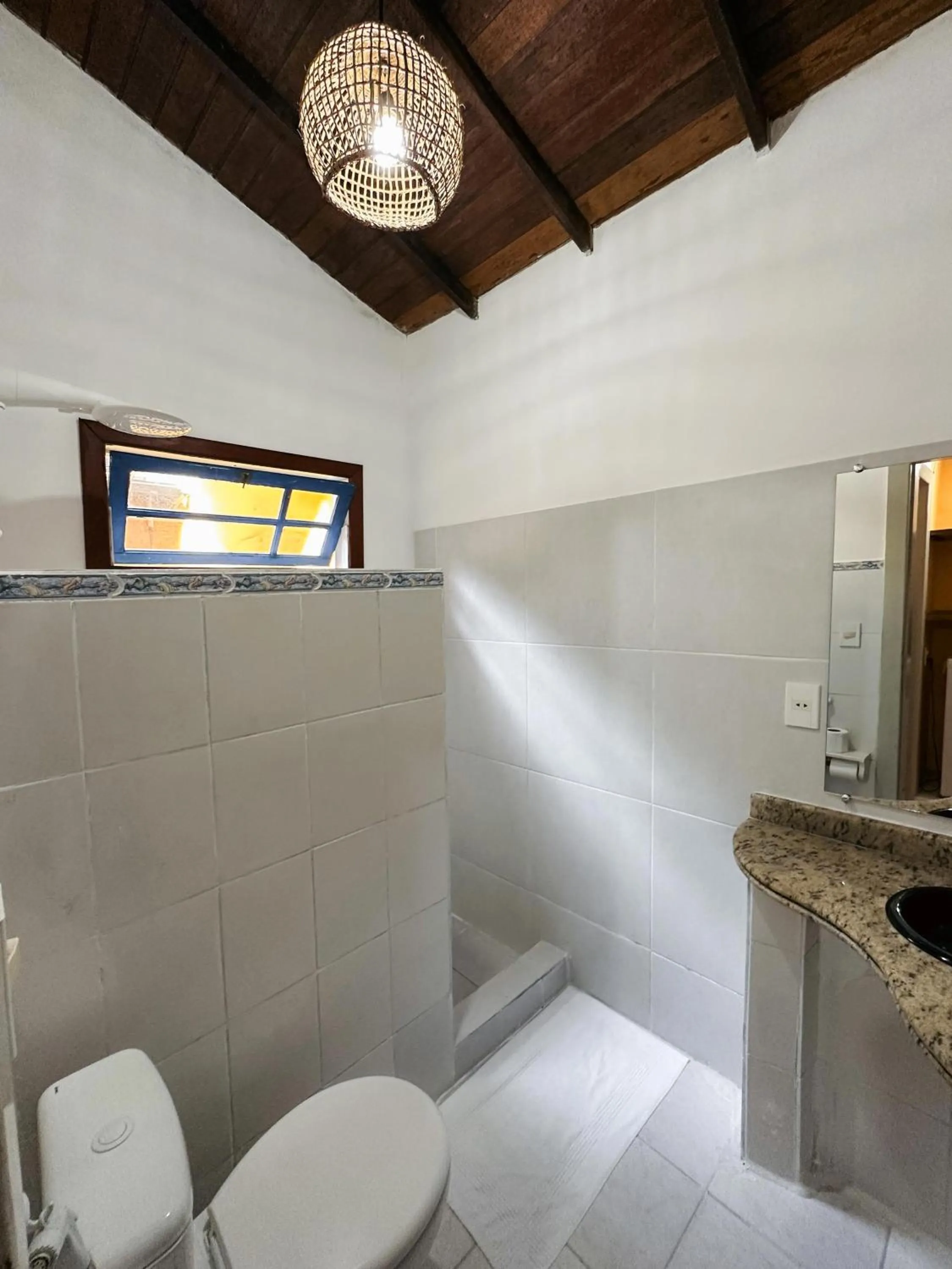 Shower in Estalagem D'Ajuda