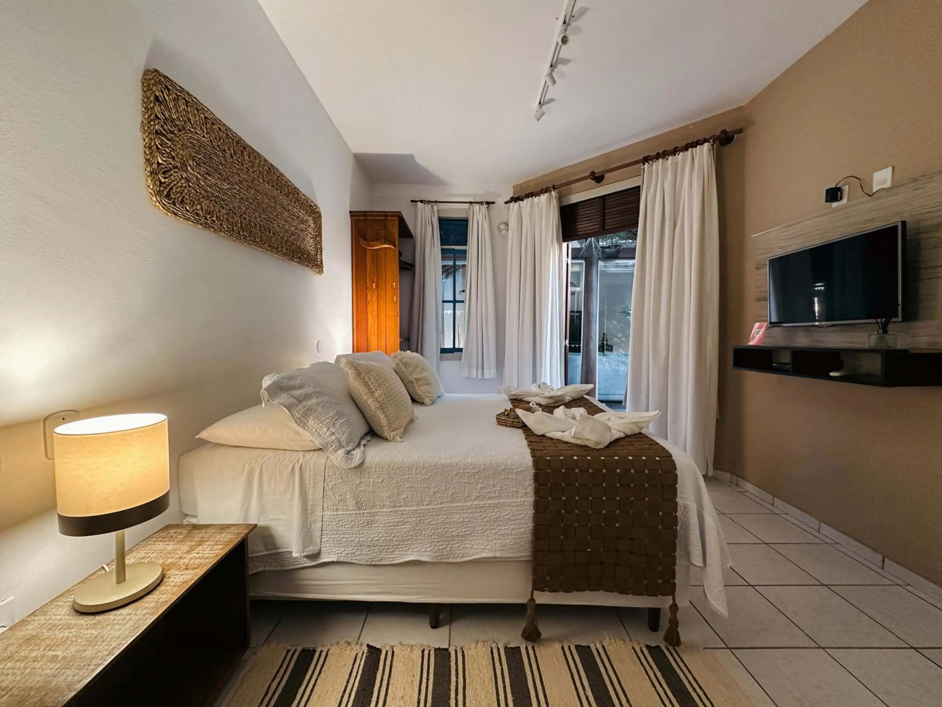 Photo of the whole room, Bed in Estalagem D'Ajuda