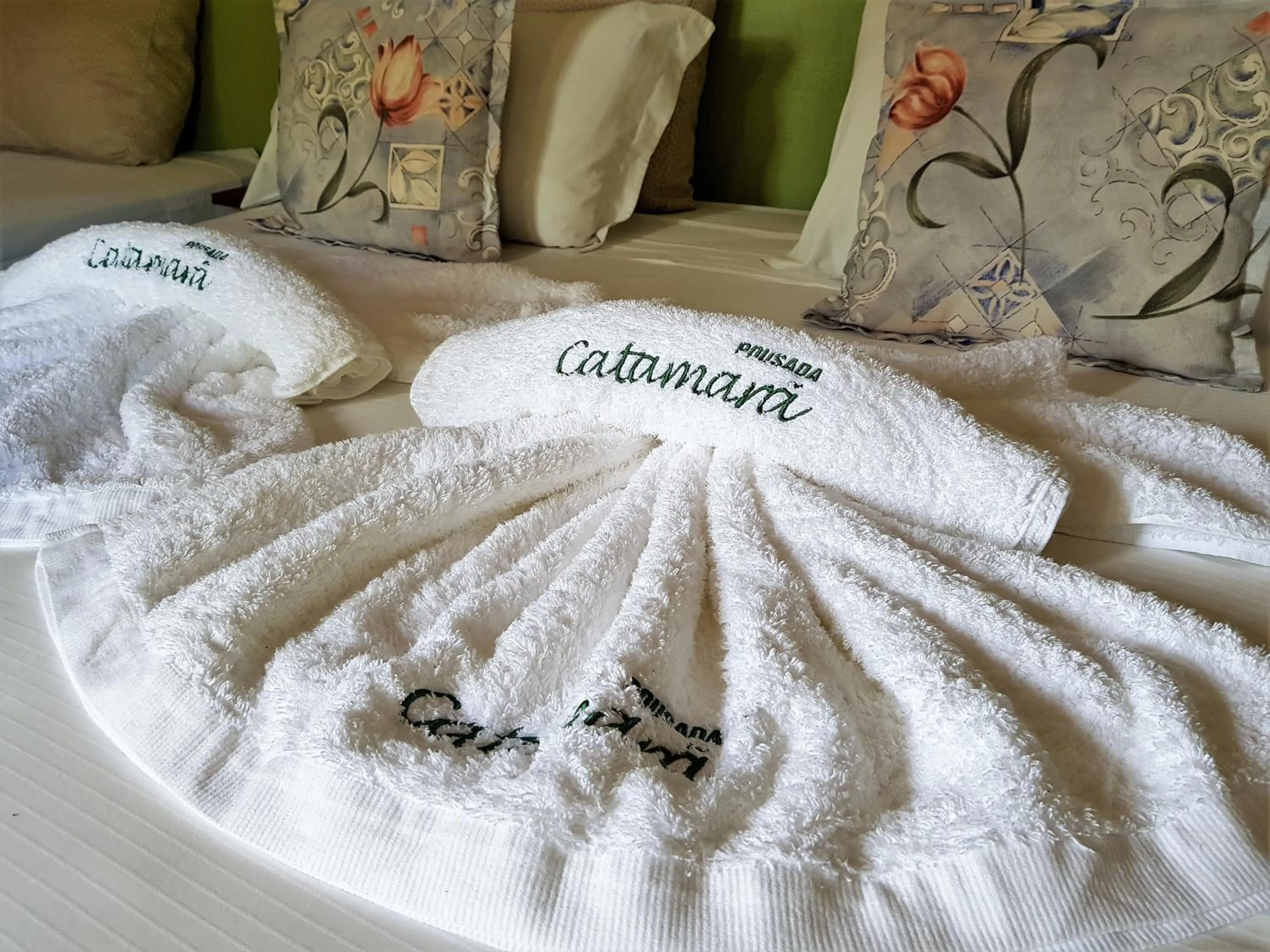 Bed in Pousada Catamara