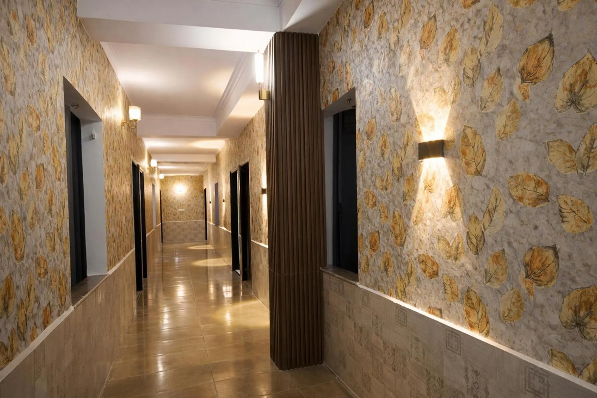 Lobby or reception in FabHotel Crown Residency