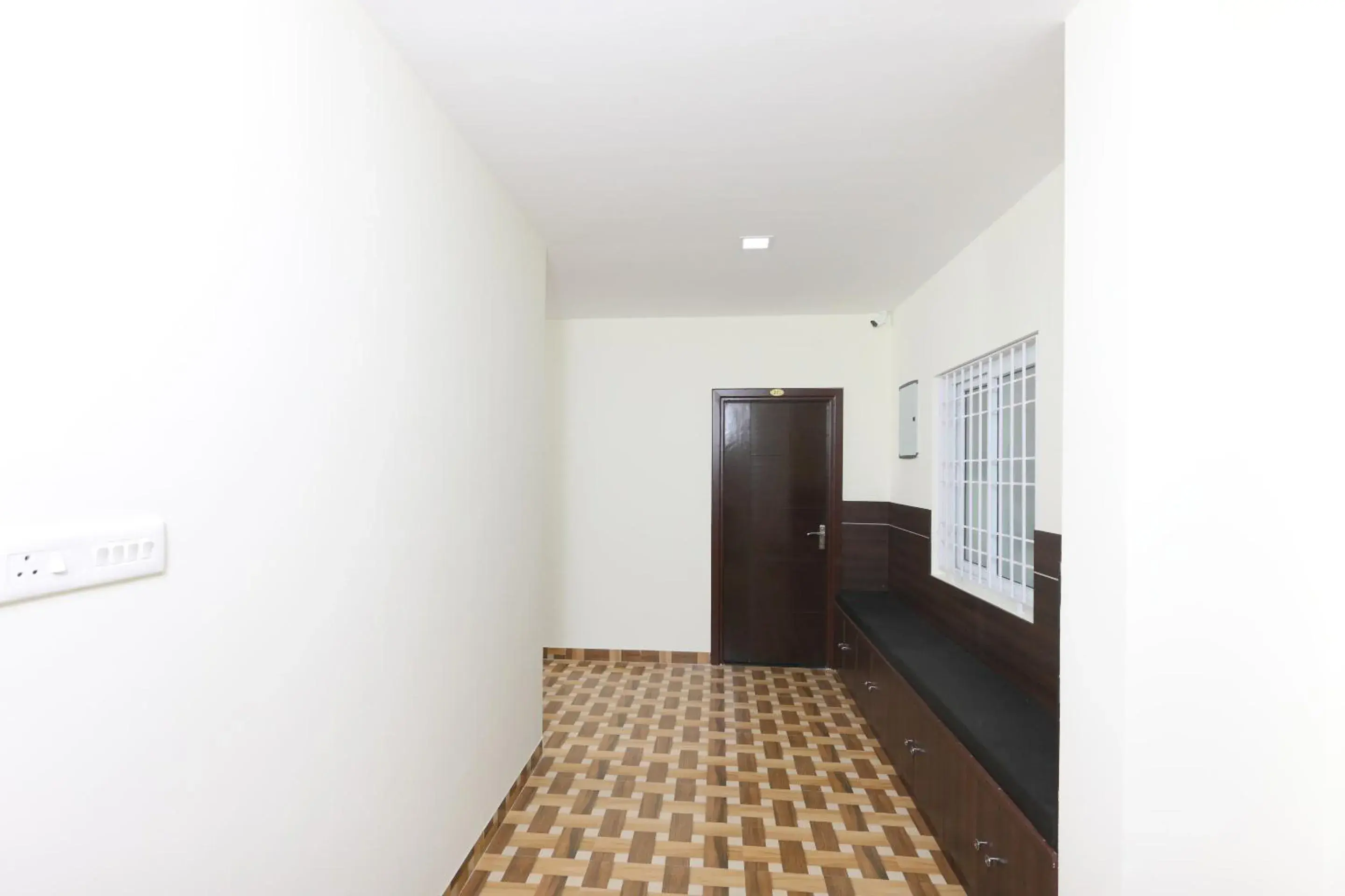 Lobby or reception in Super Hotel O Perfect Stay Near Meenambakkam Metro Station Lobby or reception in Super Hotel O Perfect Stay Near Meenambakkam Metro Station