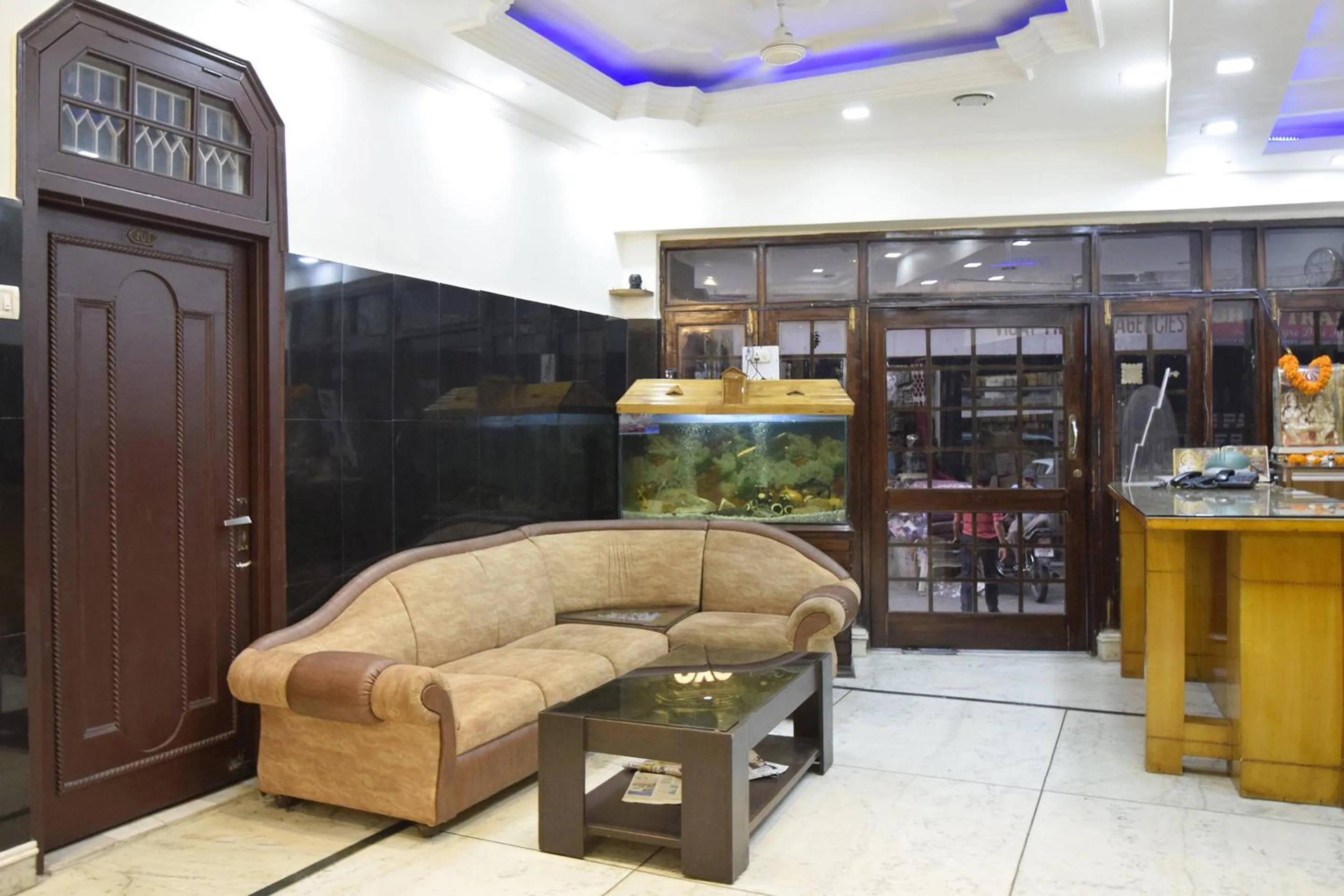 Hotel O Maa Residency