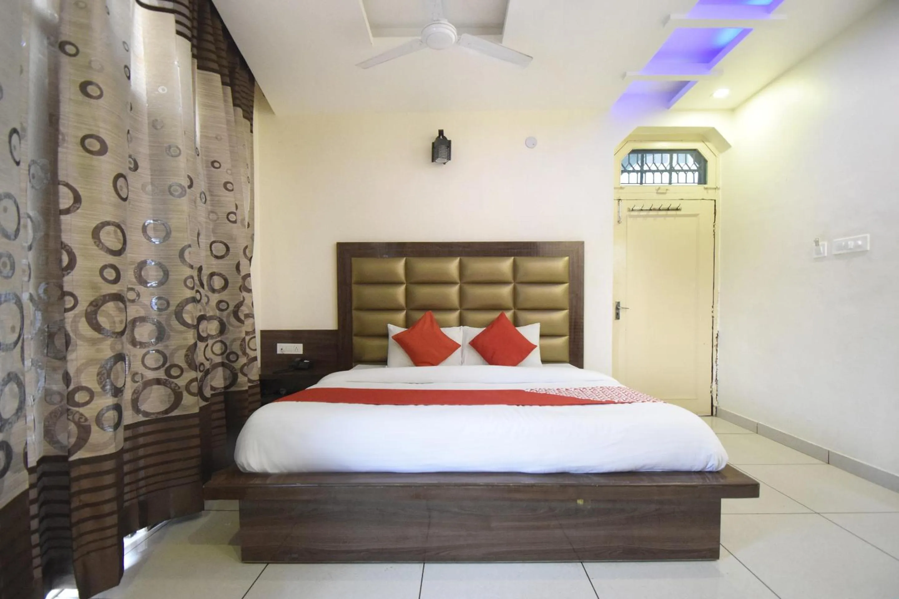 Bedroom, Bed in Super Hotel O Maa Residency