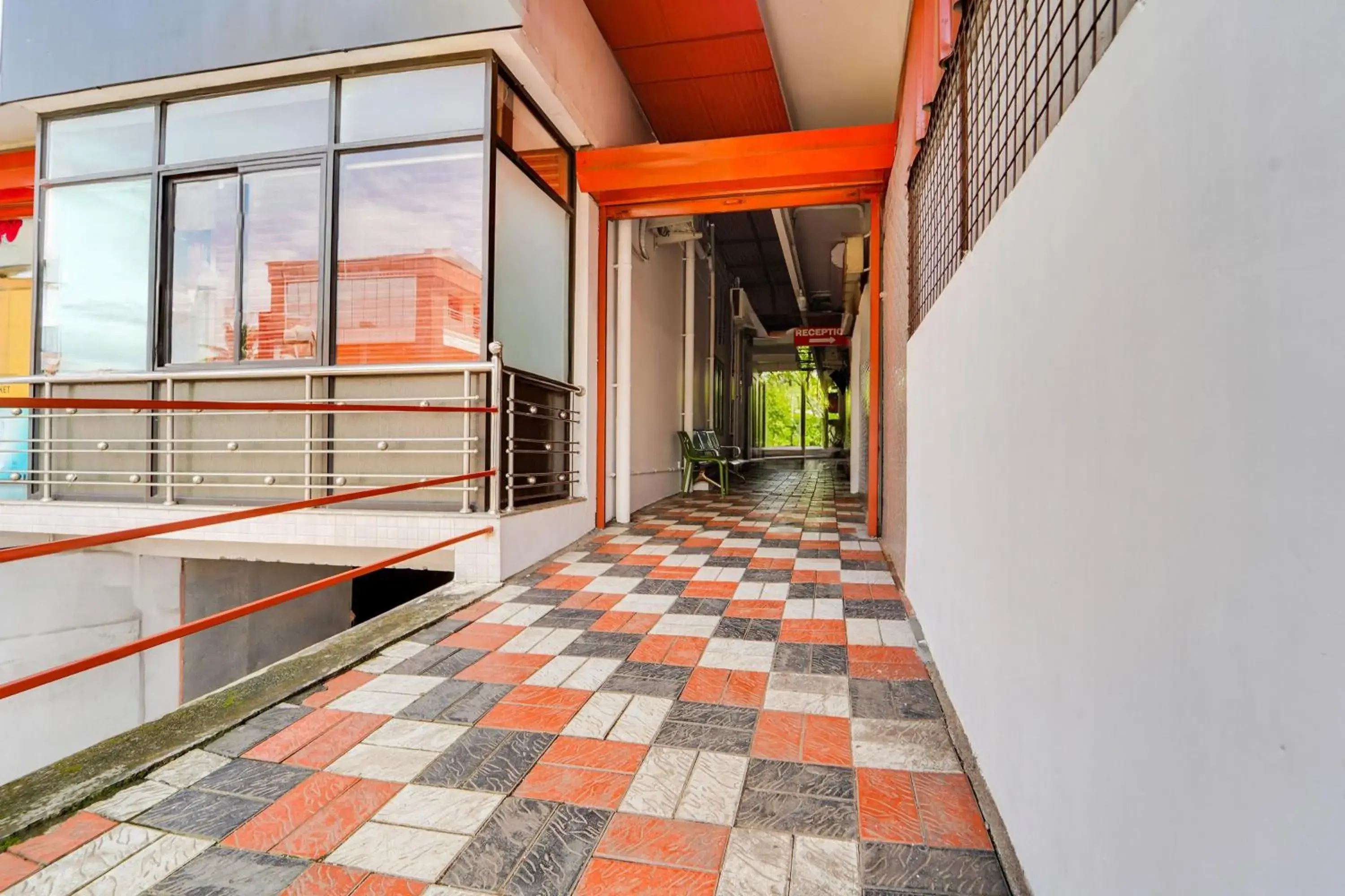 Facade/entrance in Super Hotel O Aluva Town Facade/entrance in Super Hotel O Aluva Town