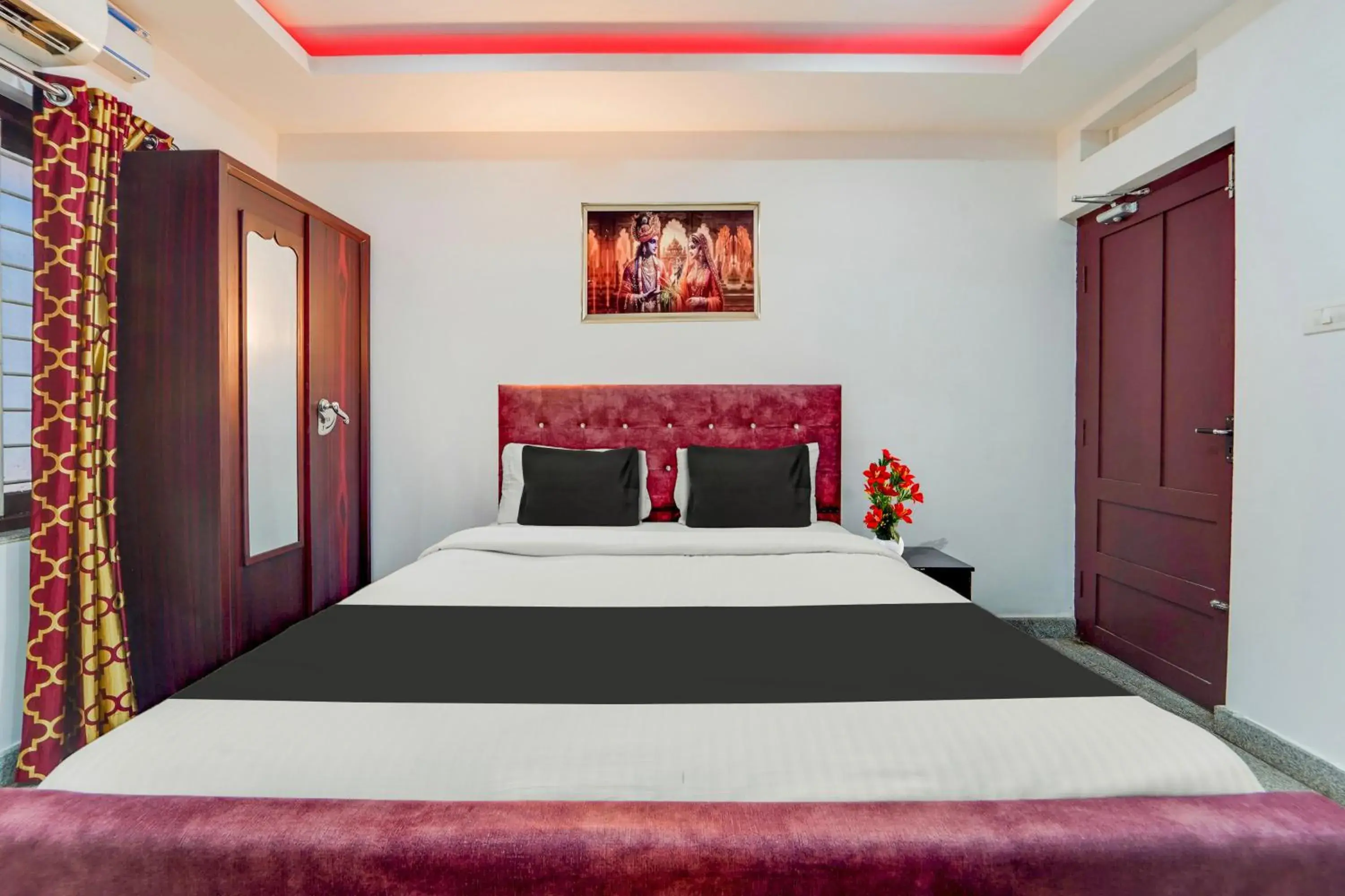 Bedroom, Bed in Super Hotel O Aluva Town Bedroom, Bed in Super Hotel O Aluva Town