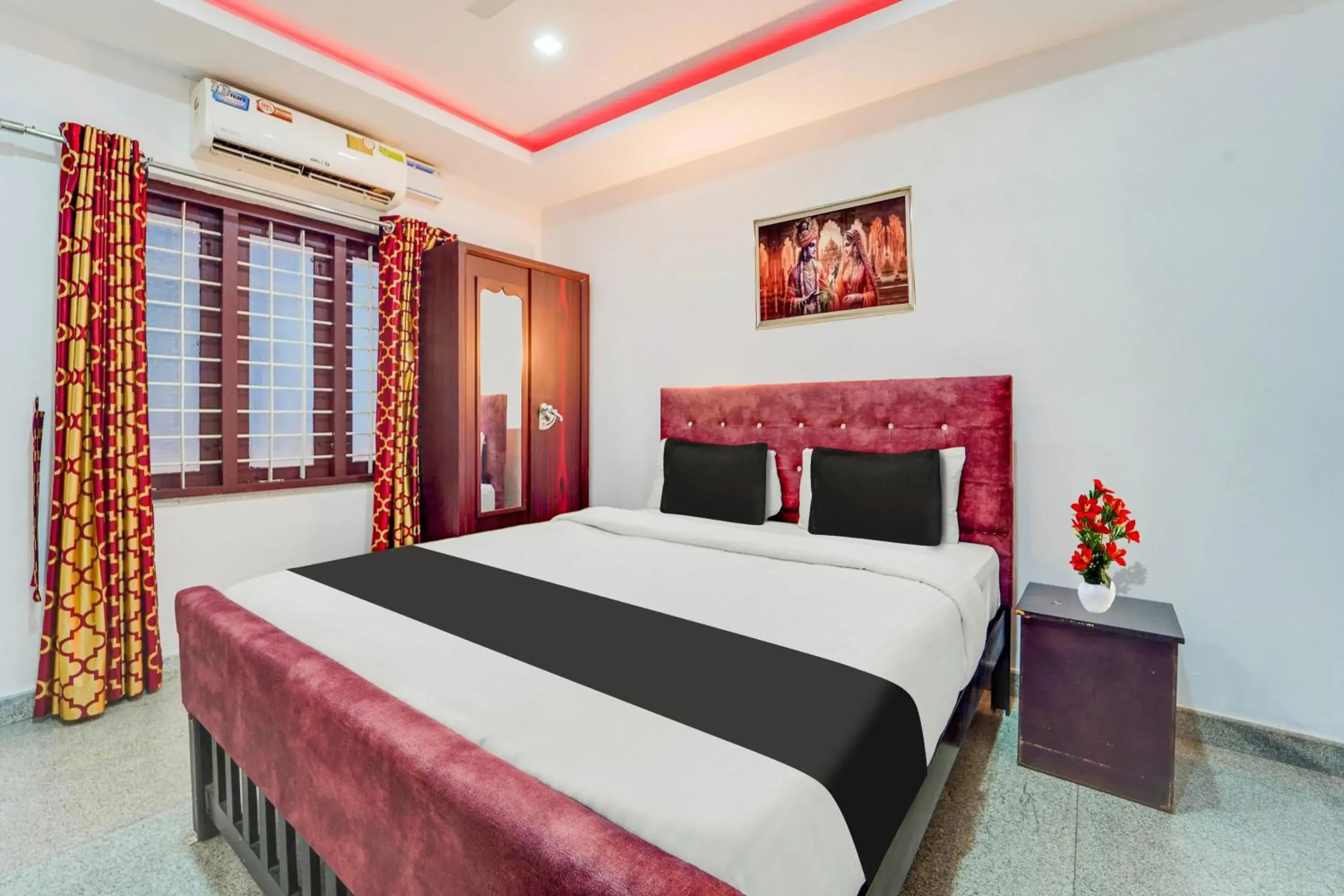Bedroom, Bed in Super Hotel O Aluva Town Bedroom, Bed in Super Hotel O Aluva Town