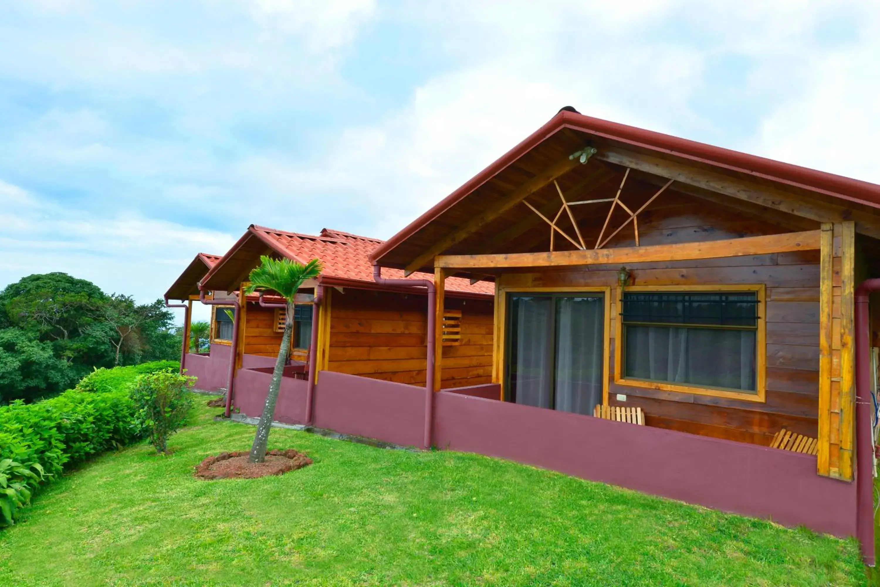 Facade/entrance in Hotel Mango Valley Facade/entrance in Hotel Mango Valley