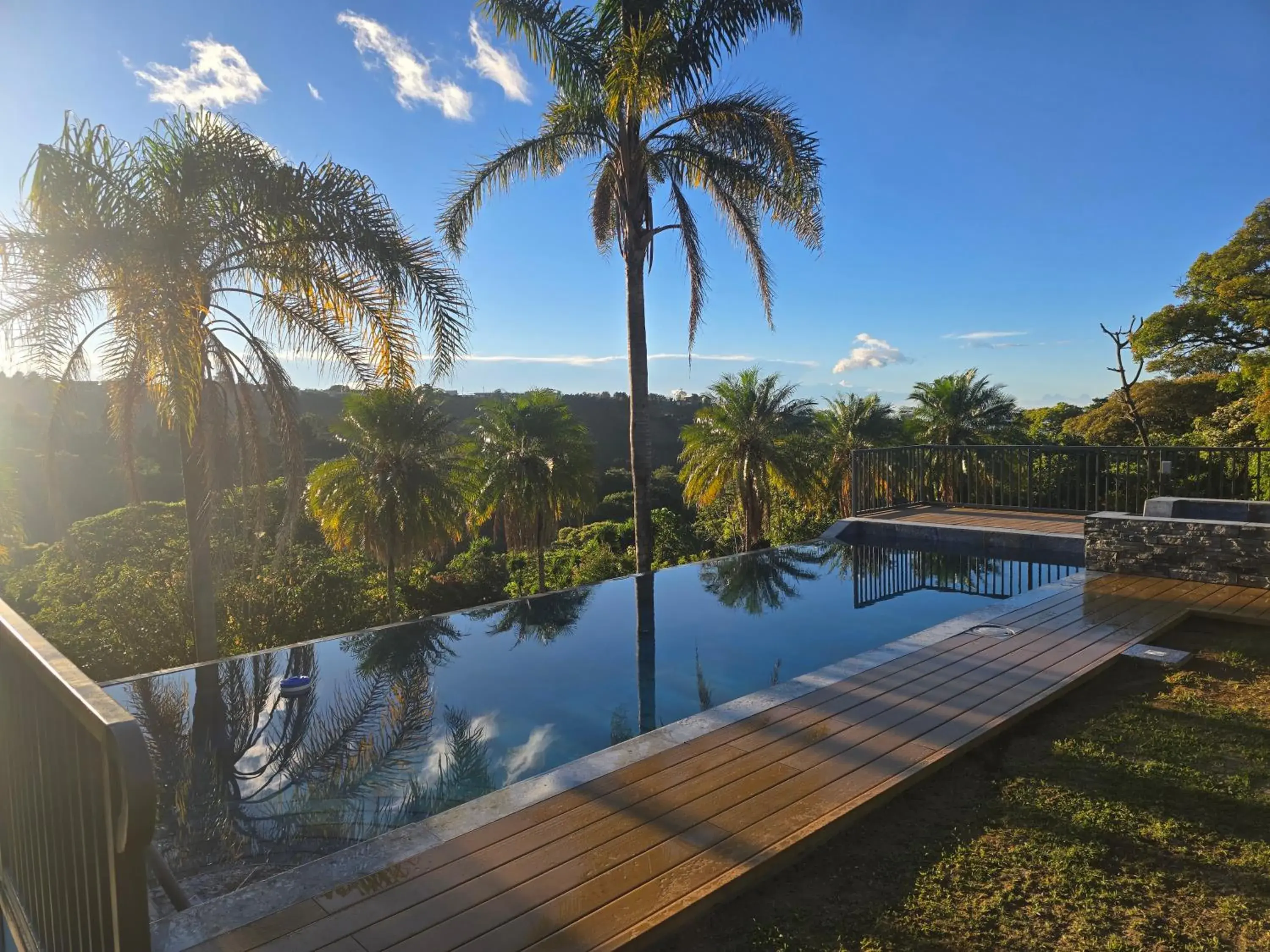 Swimming pool in Hotel Mango Valley Swimming pool in Hotel Mango Valley