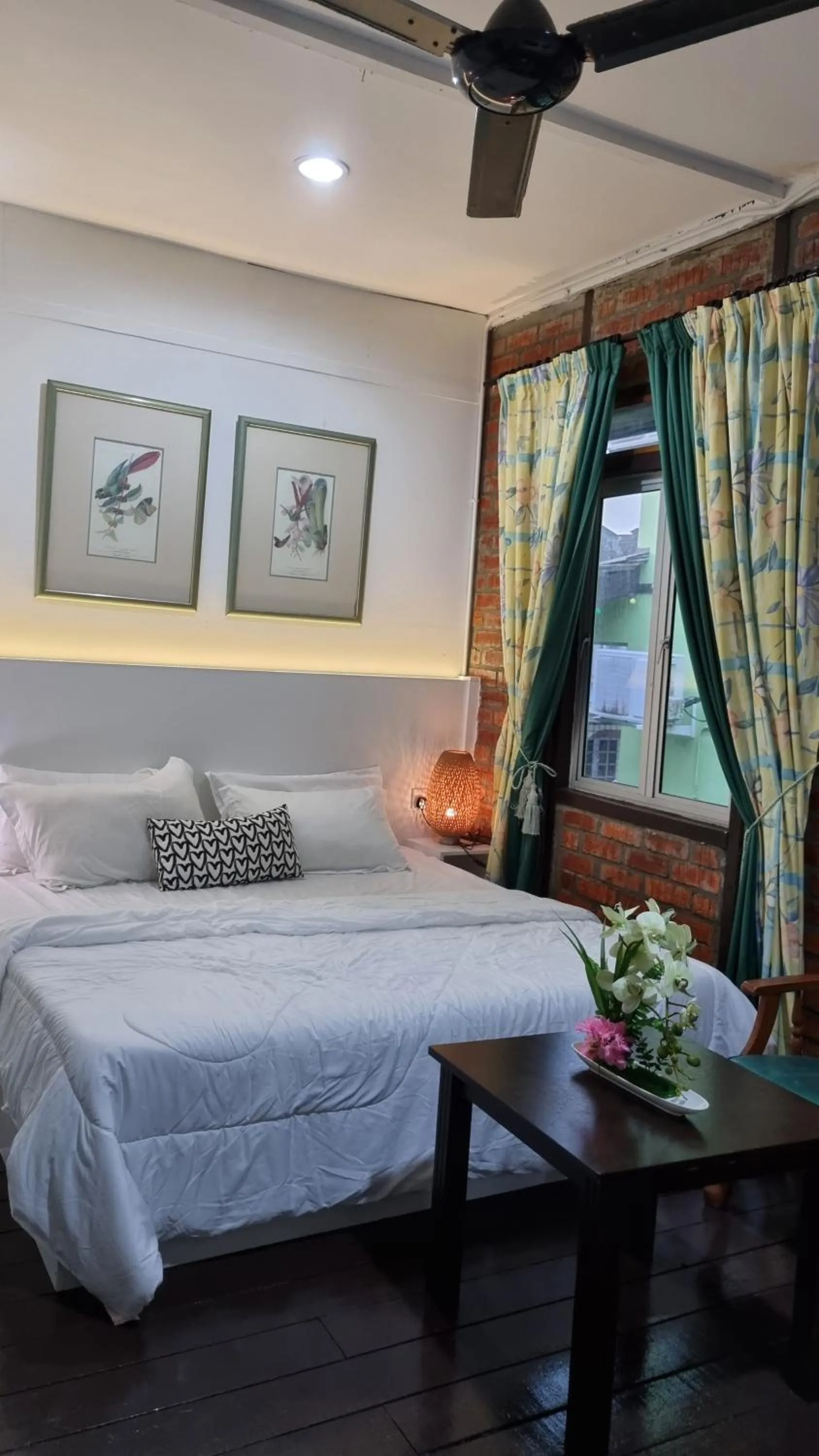 Bed in Kenyalang Urban Homestay