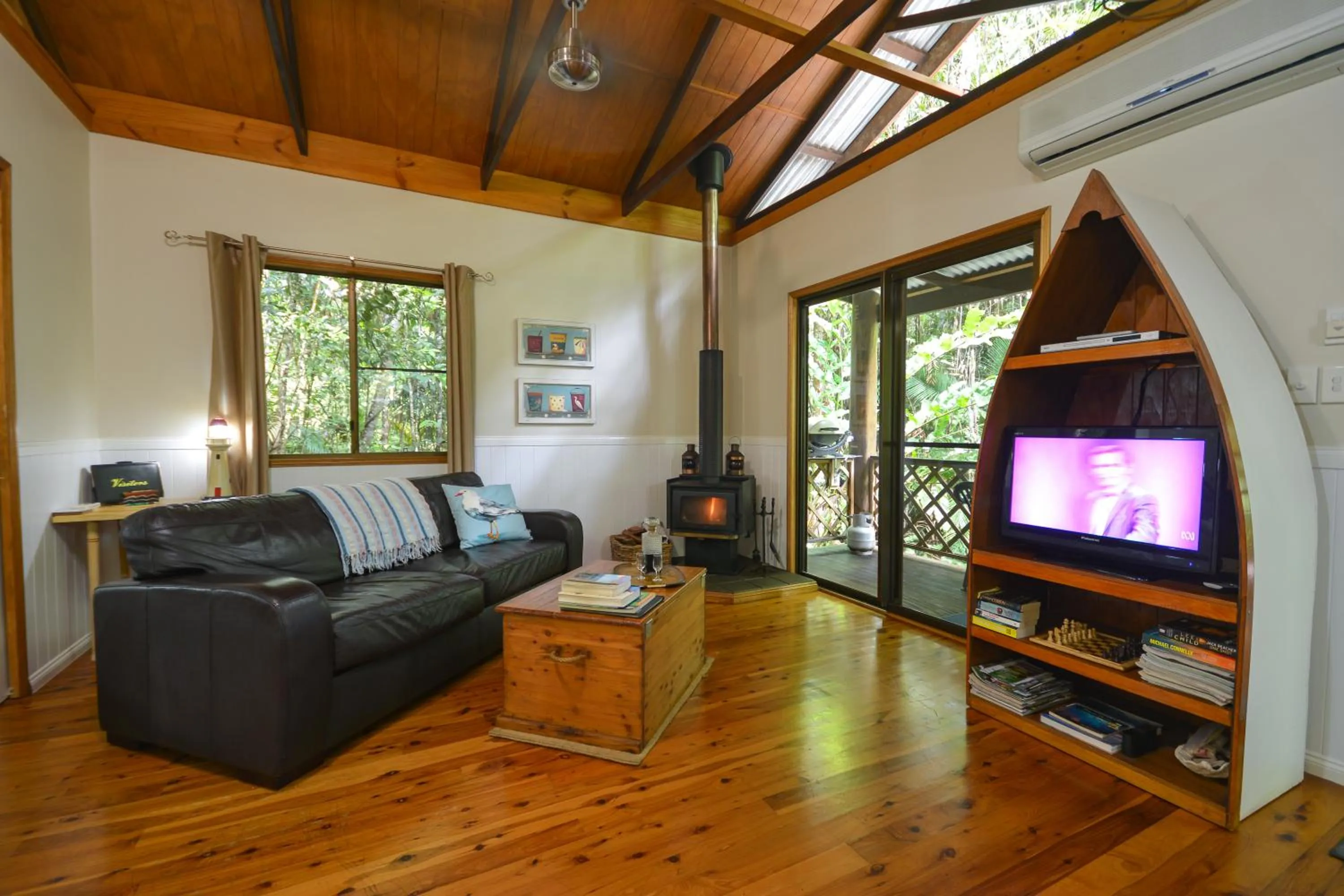 Photo of the whole room in Crater Lakes Rainforest Cottages