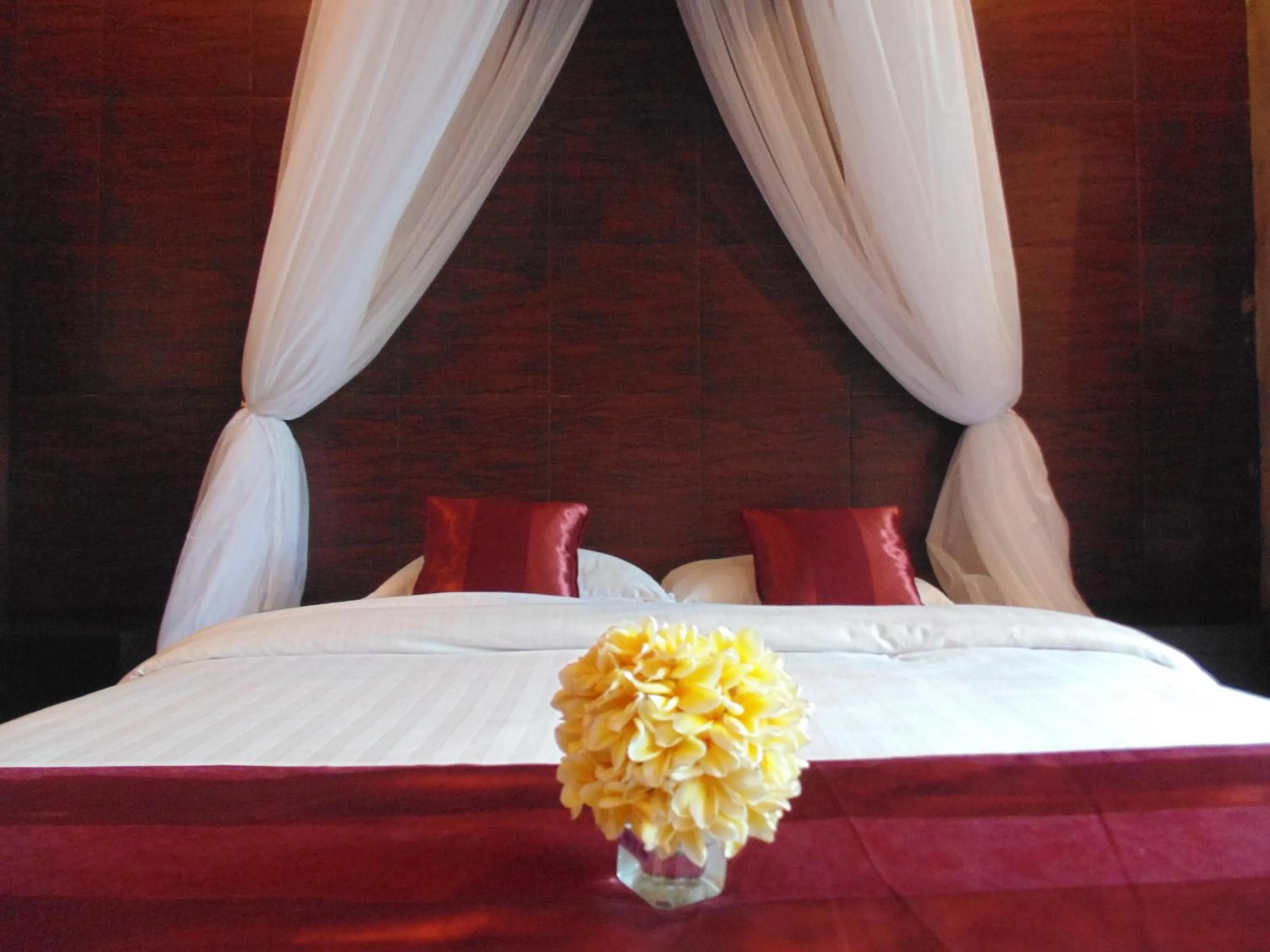 Bed in Bali Golden Elephant Boutique Villa