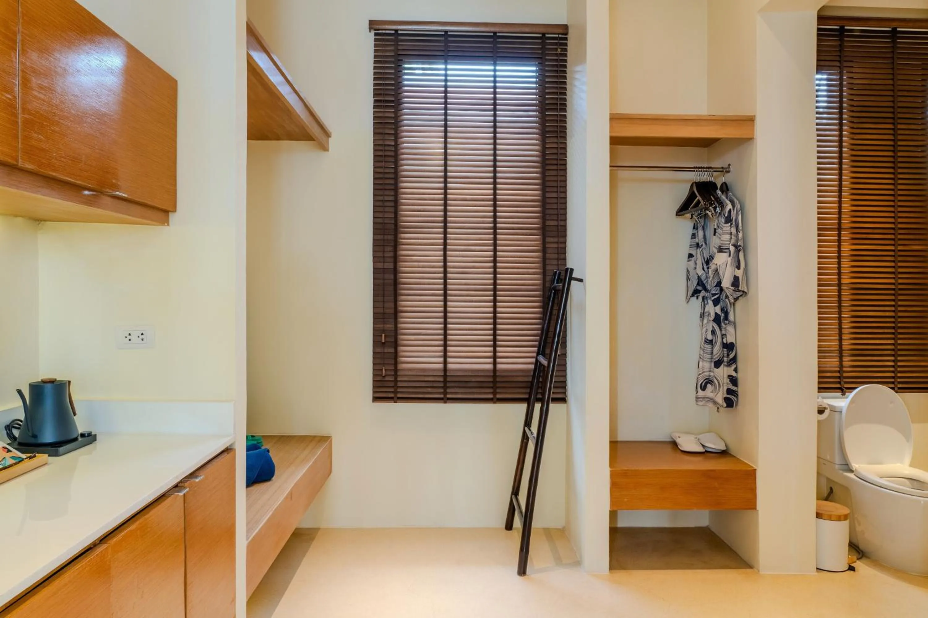 Toilet in The Anda Mani Khaolak Beachfront Villas - Adult only