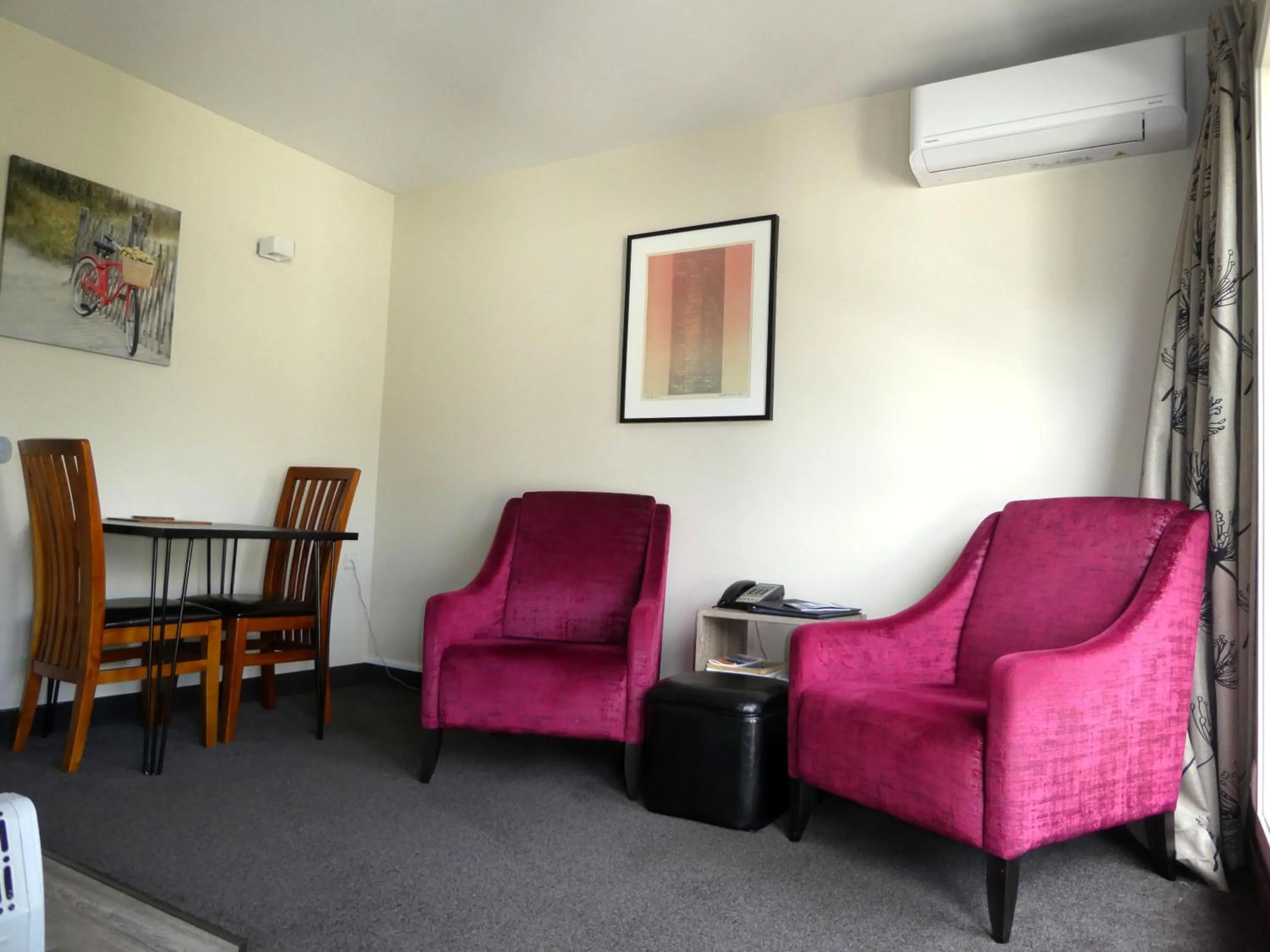 Kitchen or kitchenette in Caples Court Motel & Apartments