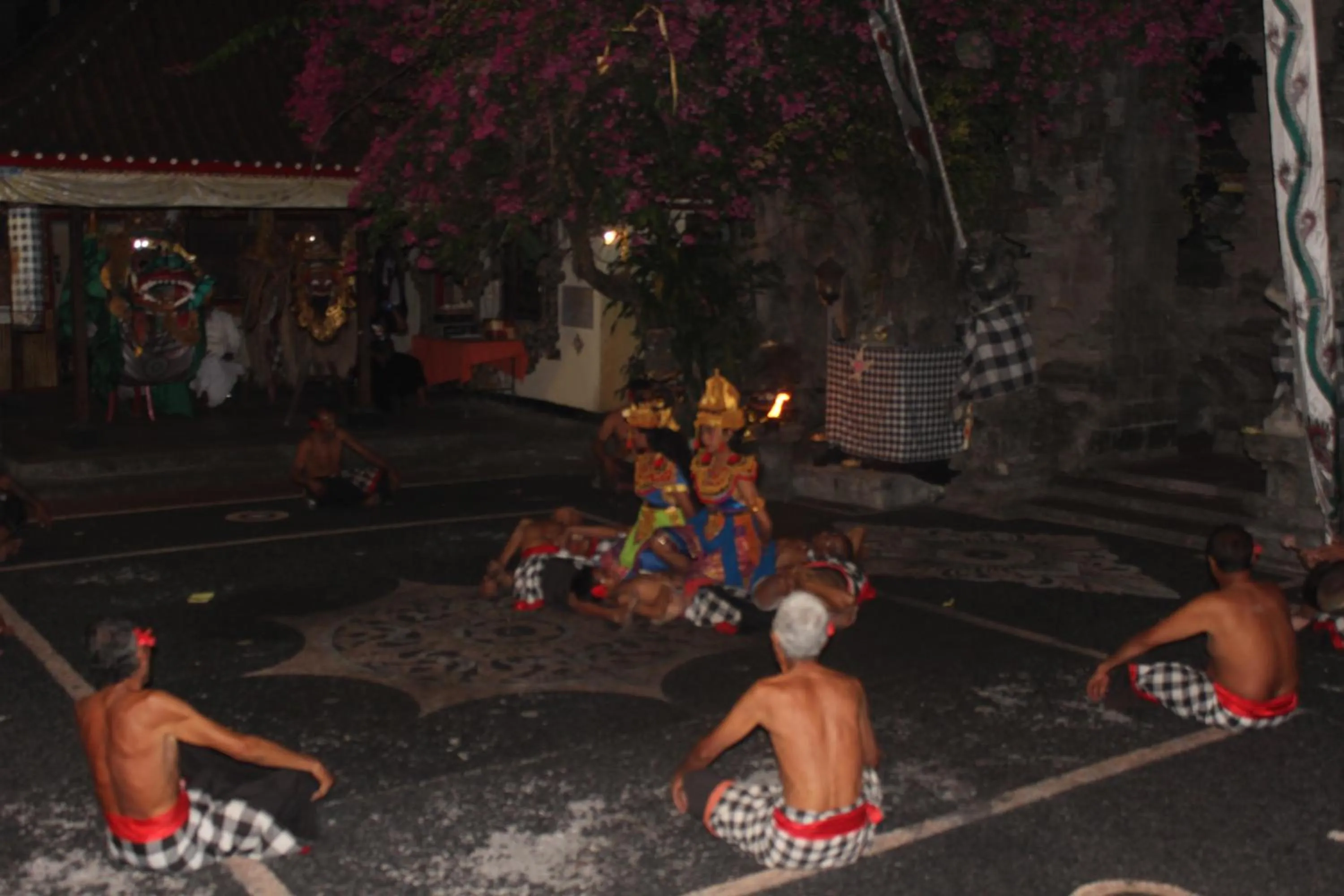 Evening entertainment in Dewi Sinta Hotel and Restaurant