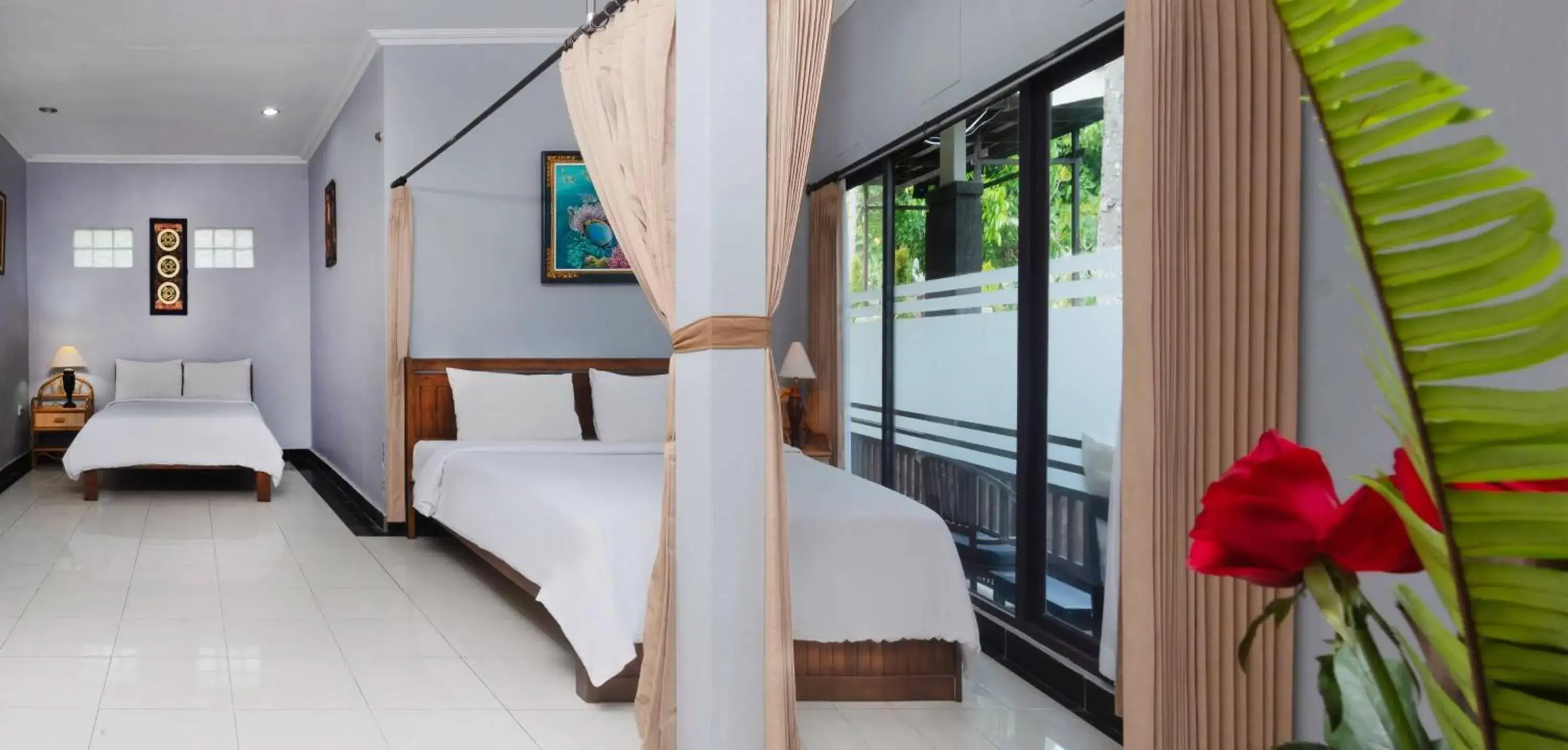 Bed in Dewi Sinta Hotel and Restaurant Bed in Dewi Sinta Hotel and Restaurant
