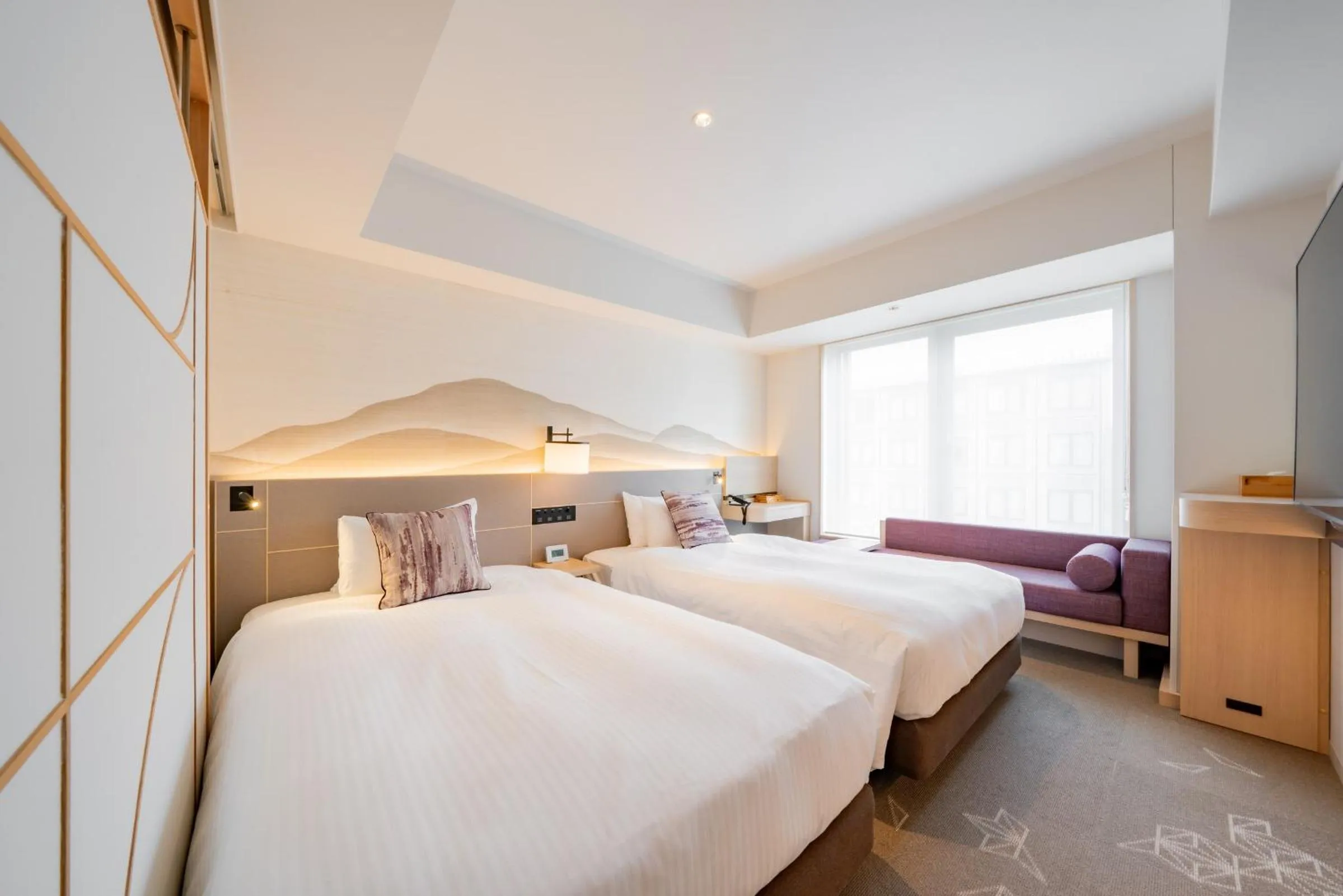 Photo of the whole room, Bed in Keio Prelia Hotel Kyoto Karasuma-Gojo