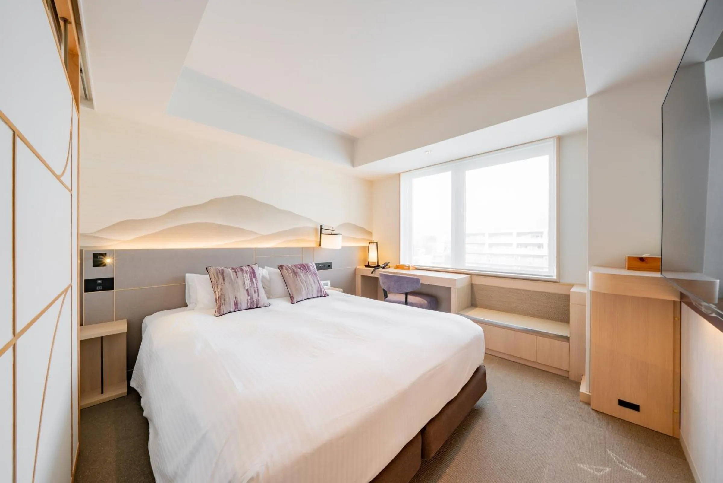 Photo of the whole room, Bed in Keio Prelia Hotel Kyoto Karasuma-Gojo