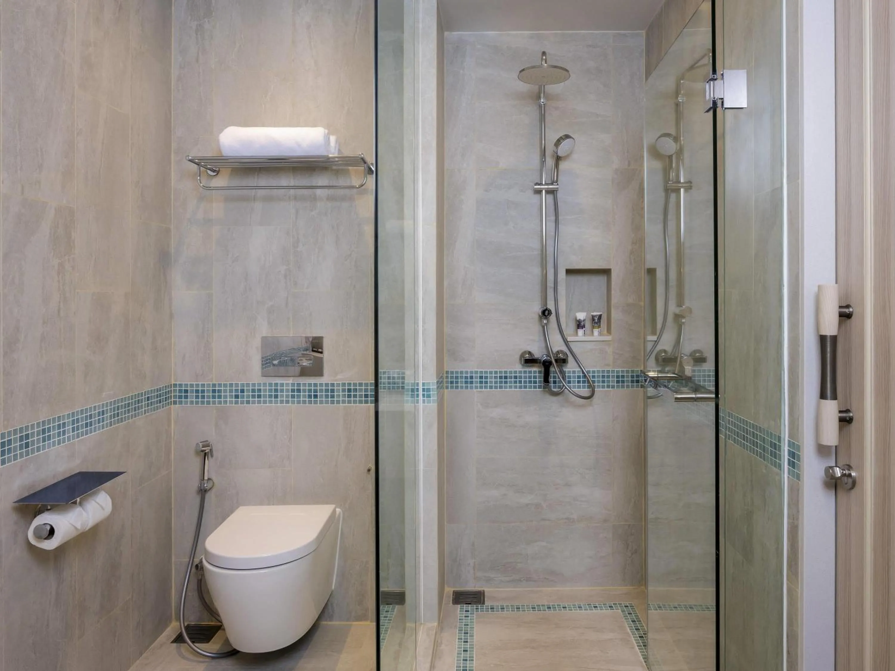 Bedroom in Mercure Samui Chaweng Tana