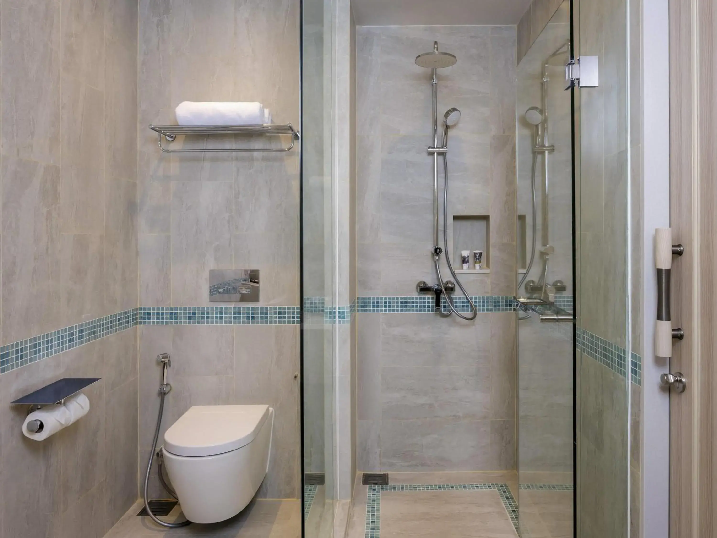 Bedroom in Mercure Samui Chaweng Tana Bedroom in Mercure Samui Chaweng Tana