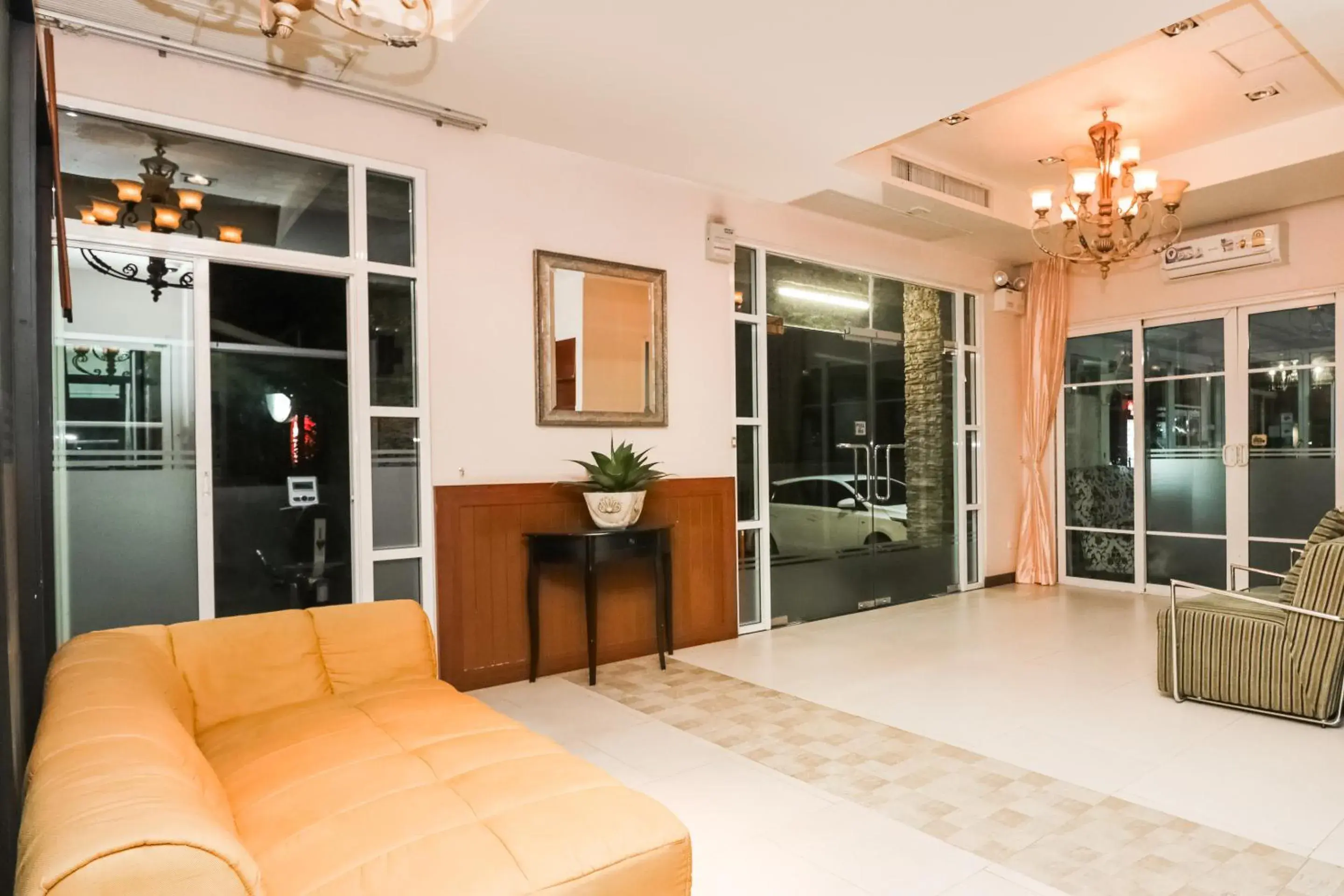 Lobby or reception in Greenview Ekkamai10 Suite Lobby or reception in Greenview Ekkamai10 Suite