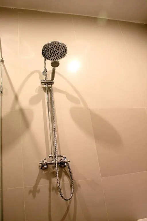 Bathroom in Greenview Ekkamai10 Suite