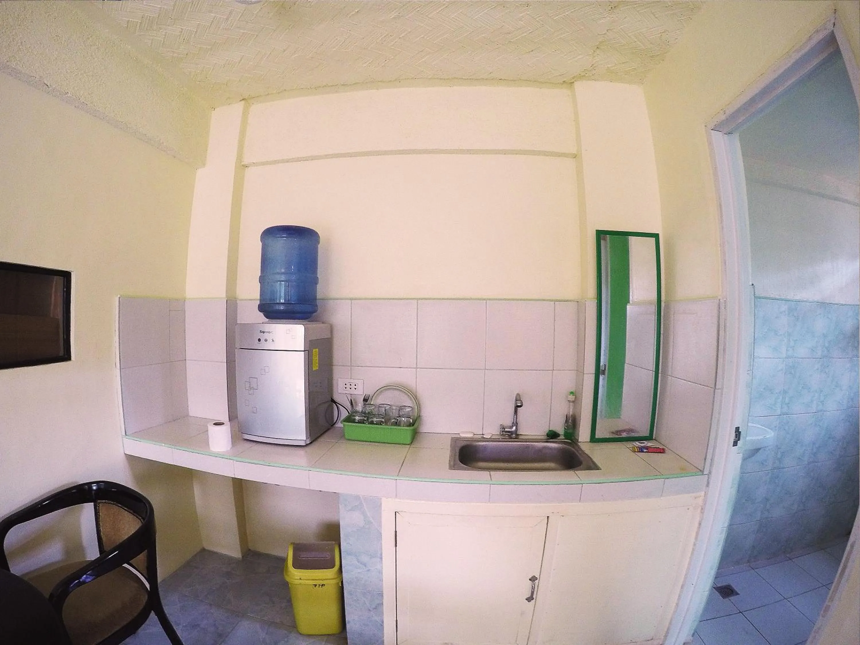 Kitchen or kitchenette in JMP Hostel