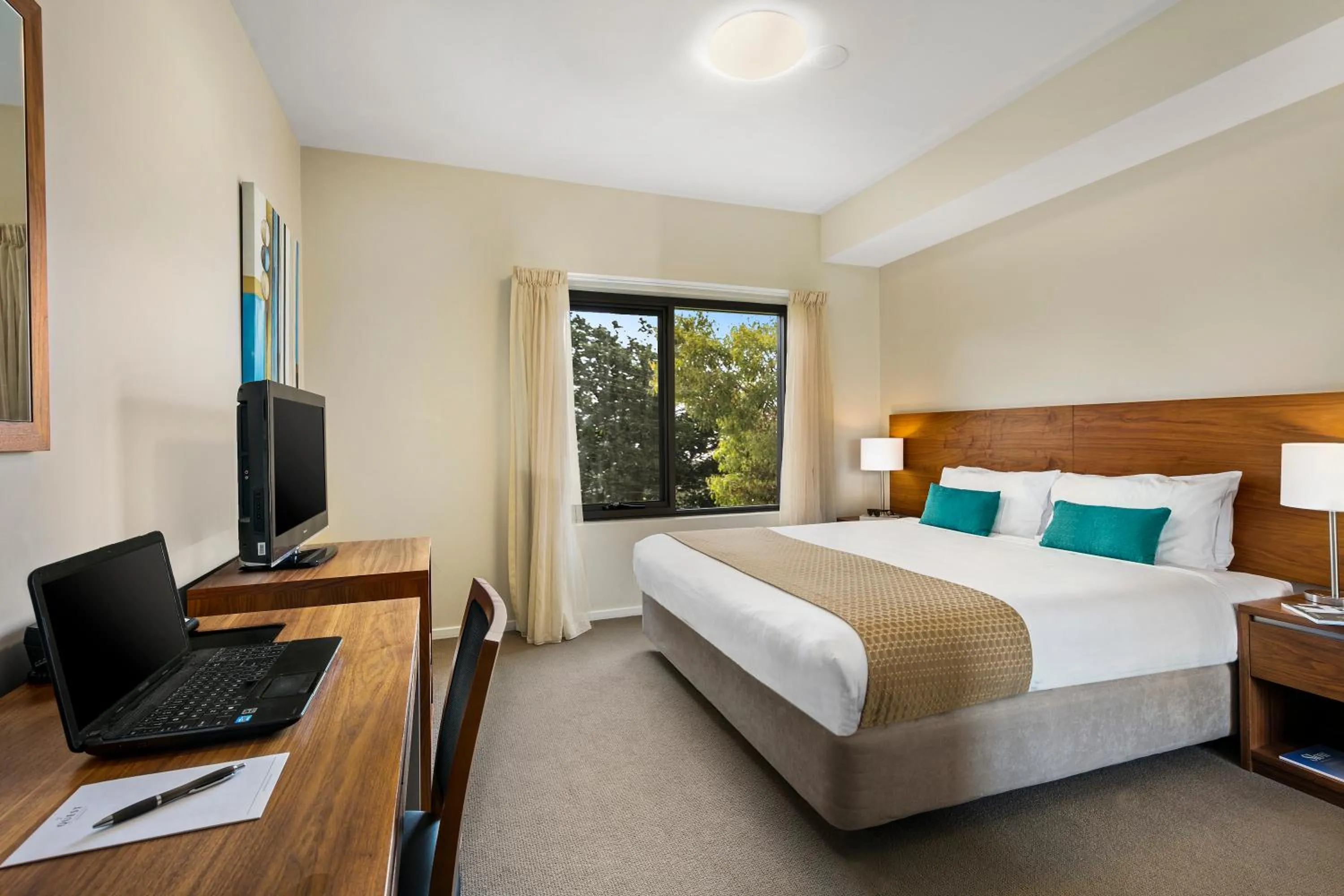Bedroom, Bed in Quest Bendigo Central